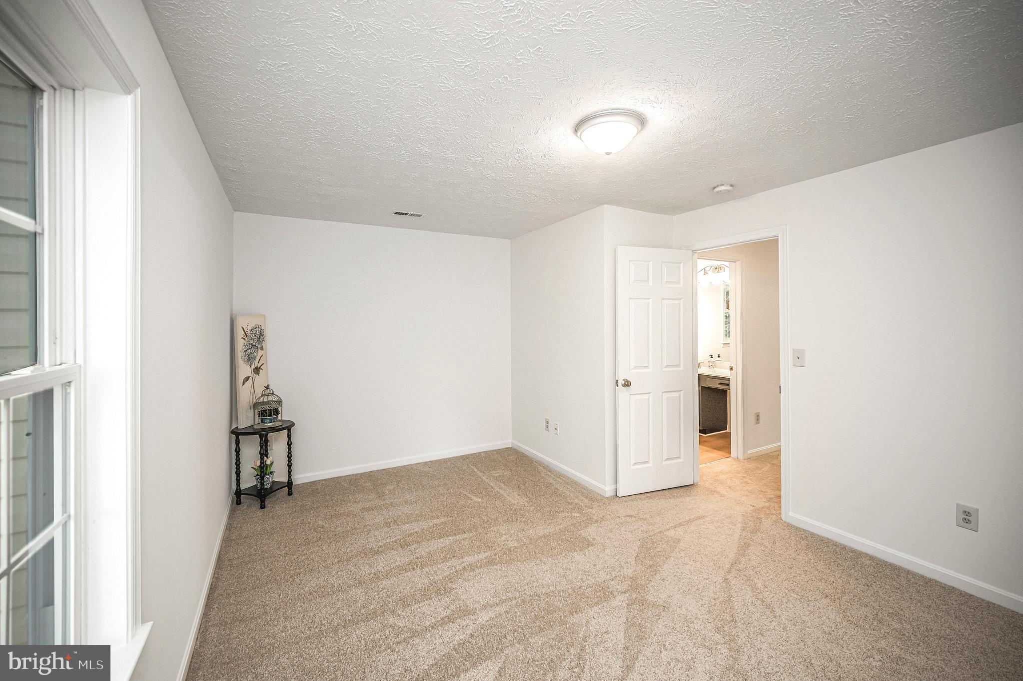 FALCON RIDGE - Residential
