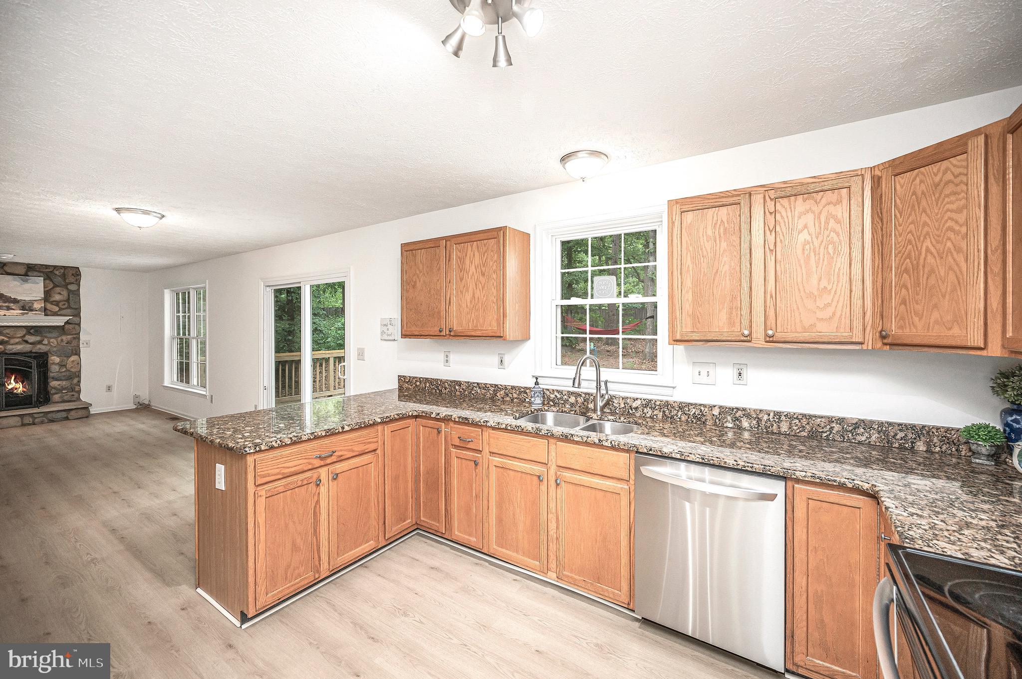 FALCON RIDGE - Residential