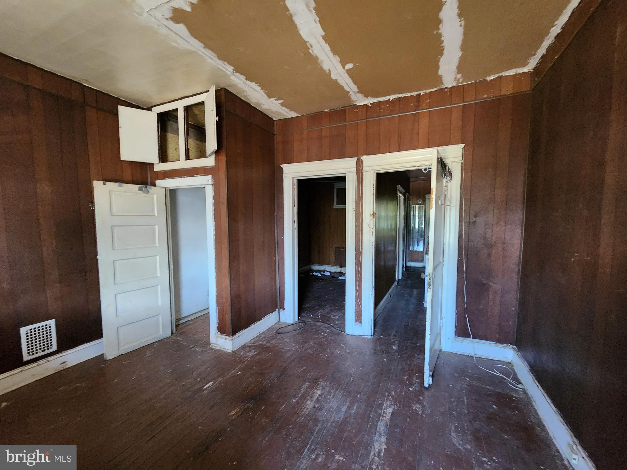 COLDSTREAM HOMESTEAD MONTEBELLO HISTORIC DISTRICT - Residential