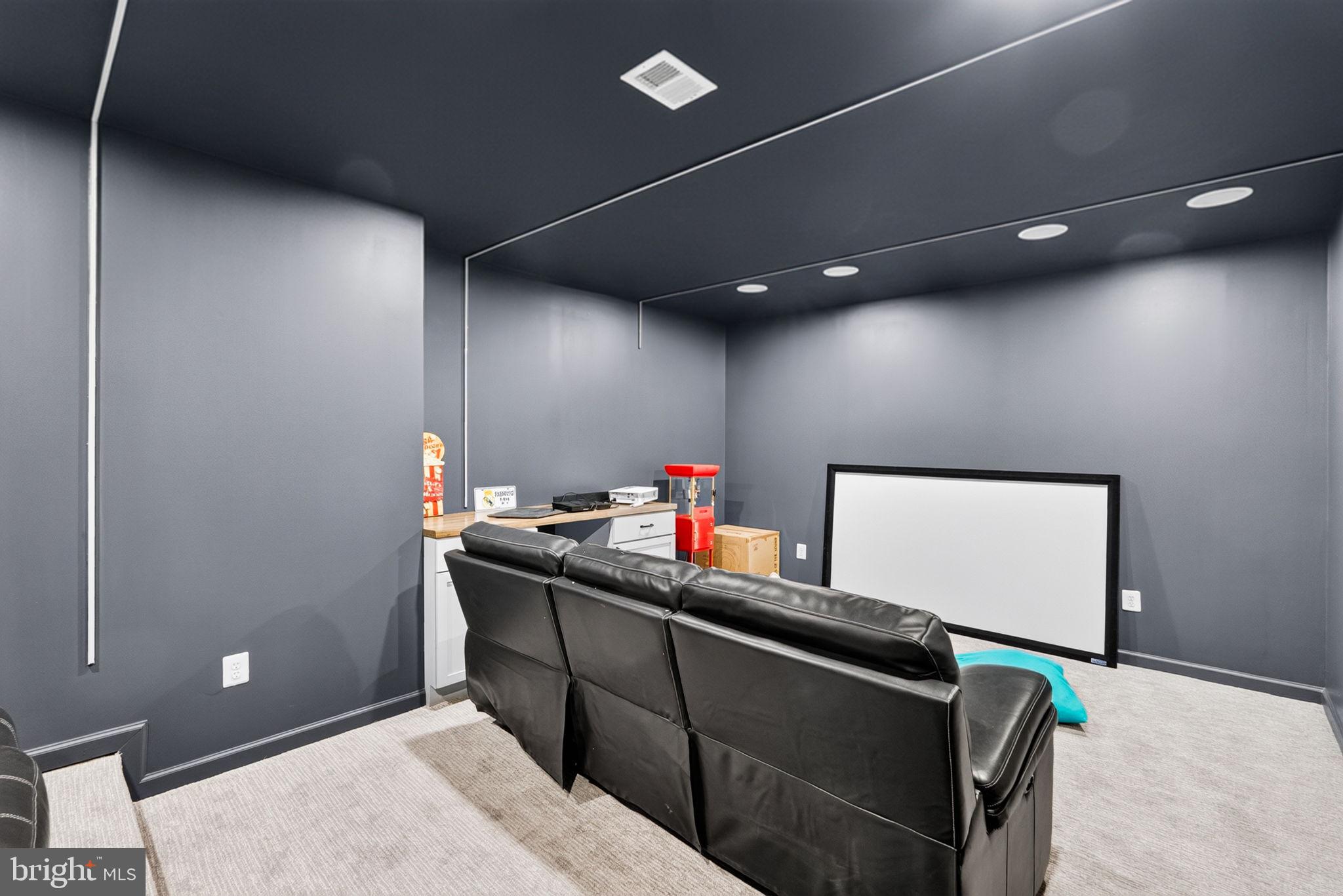 TANGLEWOOD - Residential
