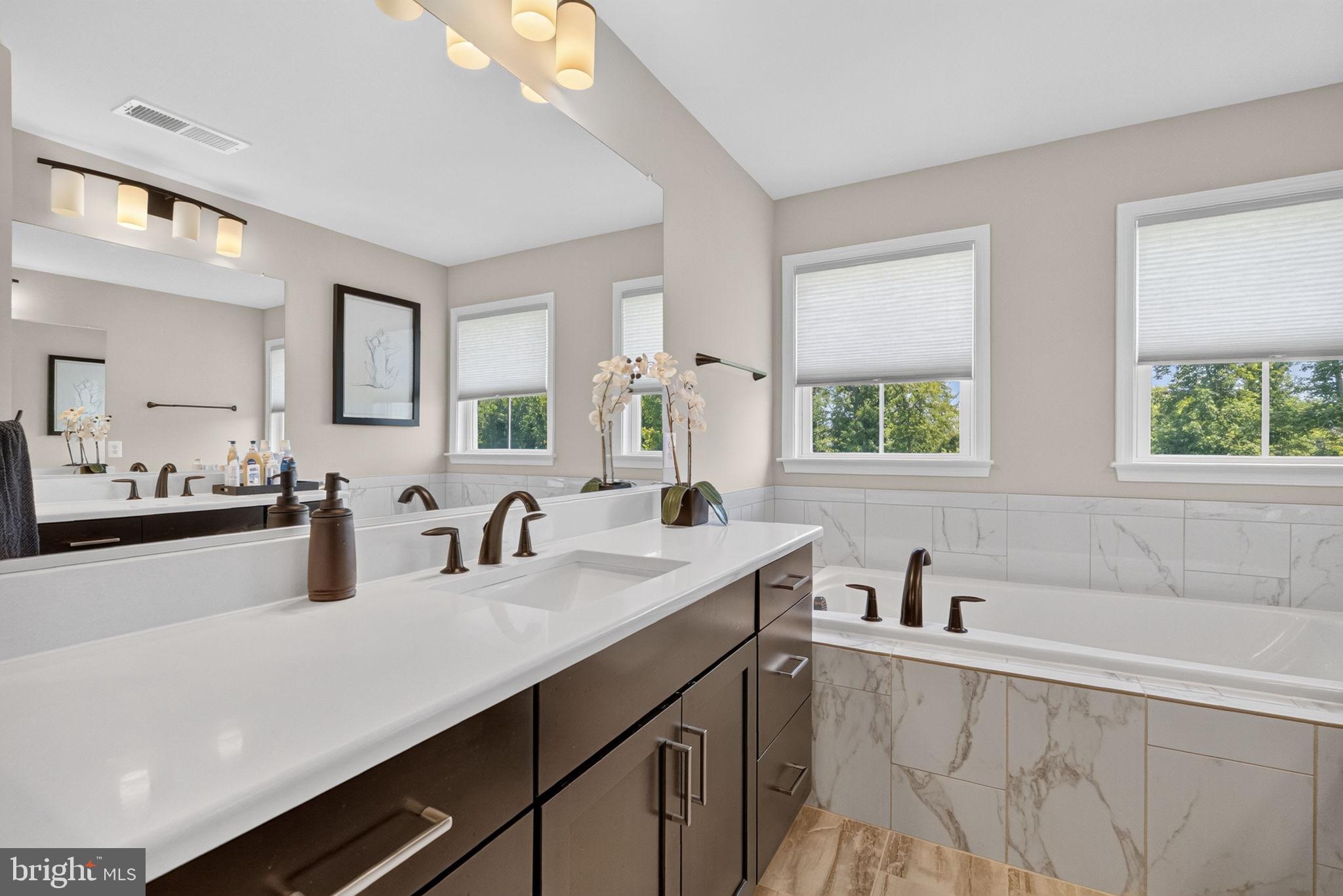 TANGLEWOOD - Residential