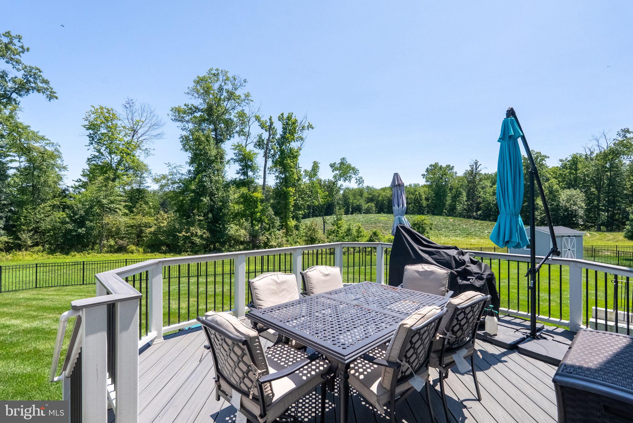 TANGLEWOOD - Residential