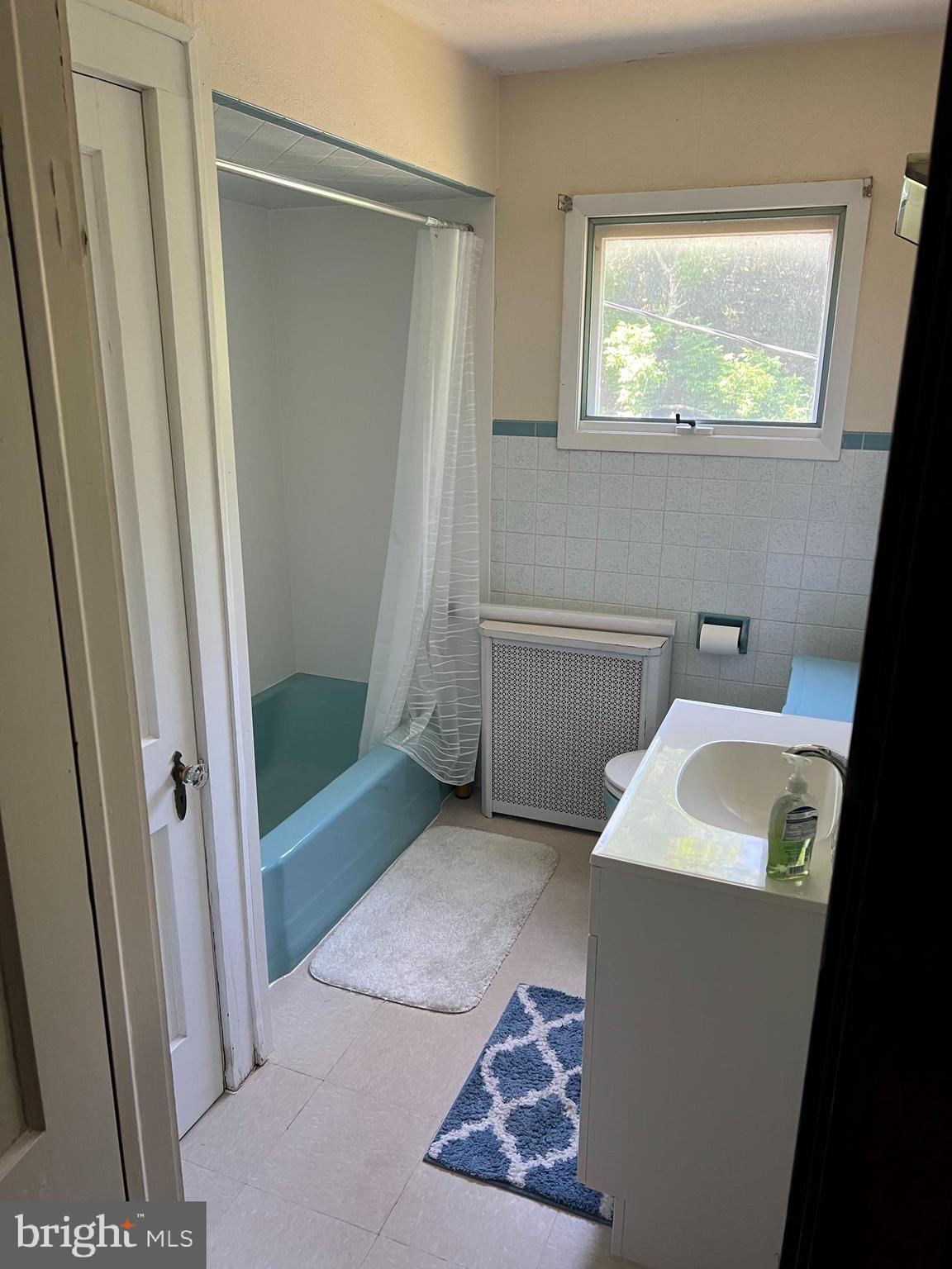 EAST STROUDSBURG - Residential