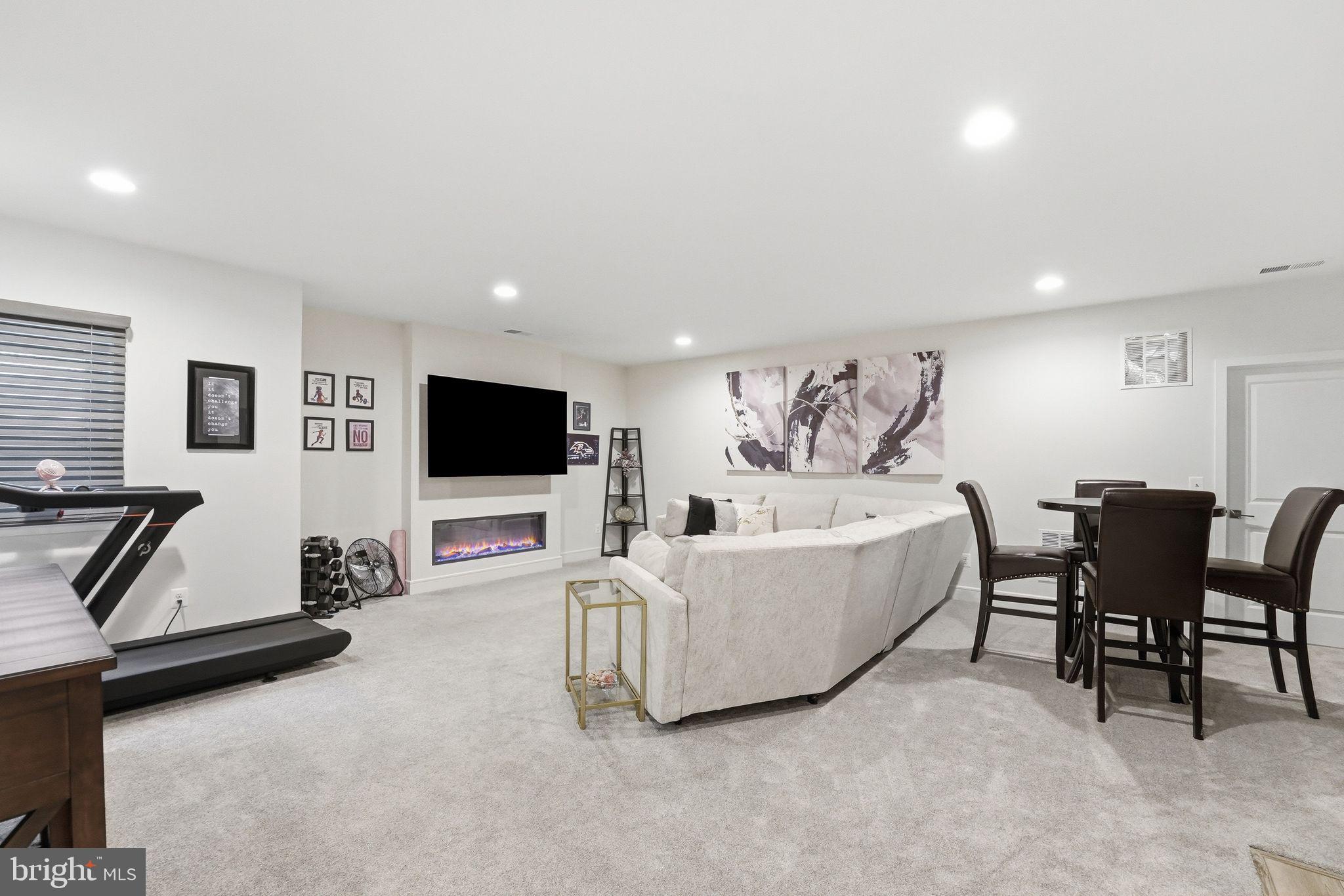 BRAMBLETON - Residential