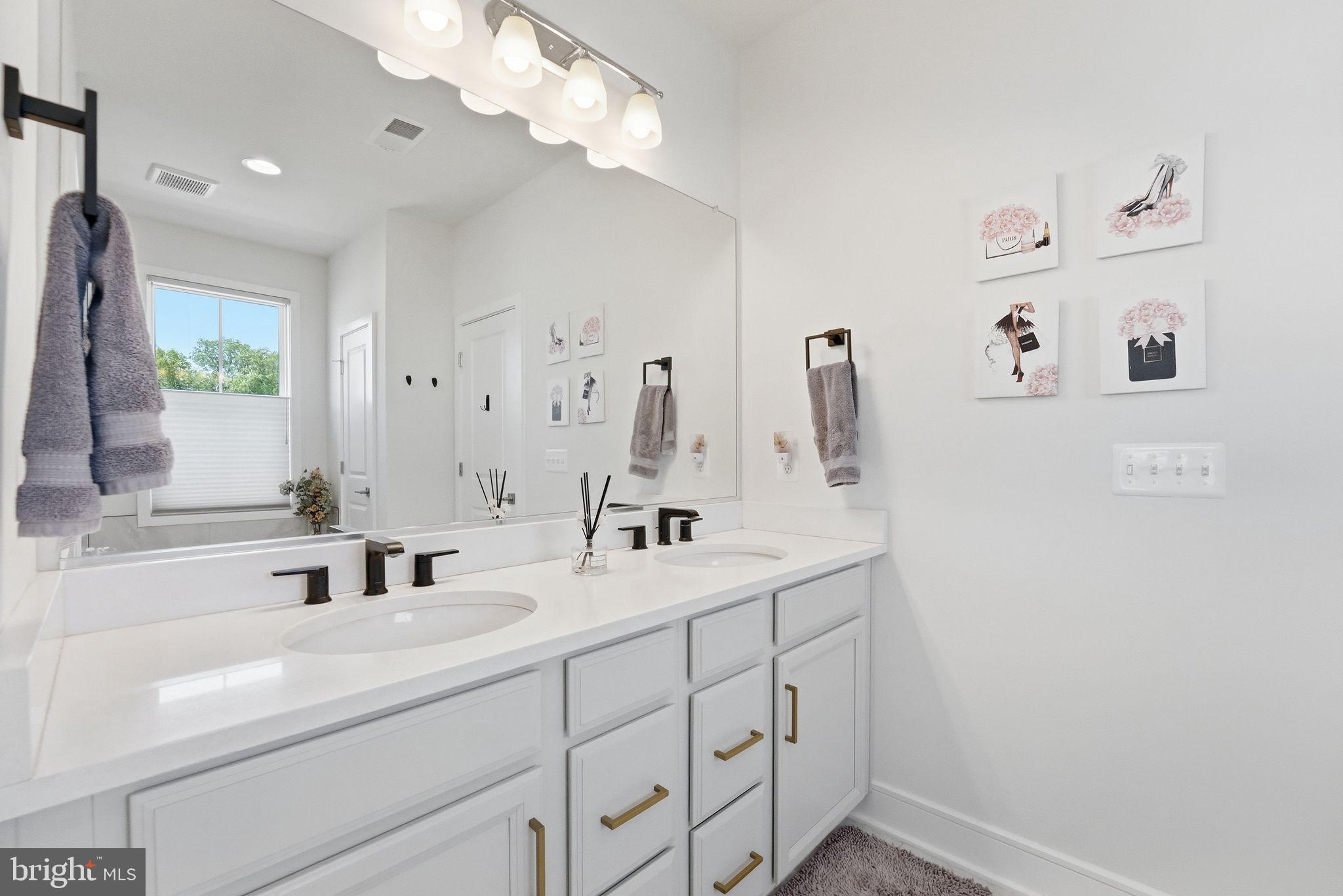 BRAMBLETON - Residential