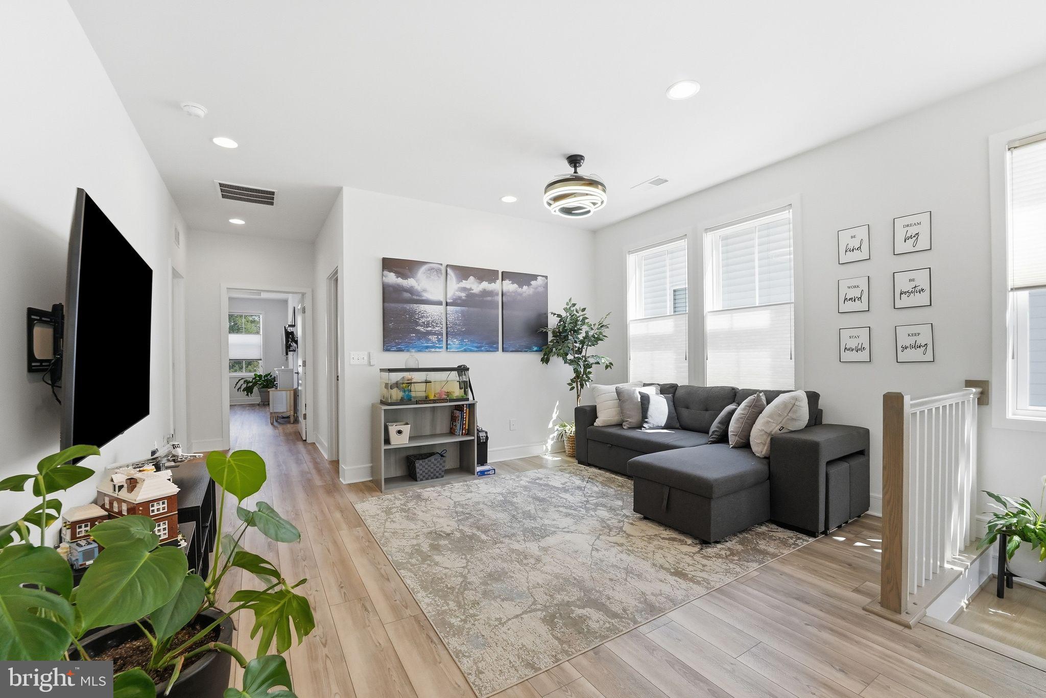 BRAMBLETON - Residential