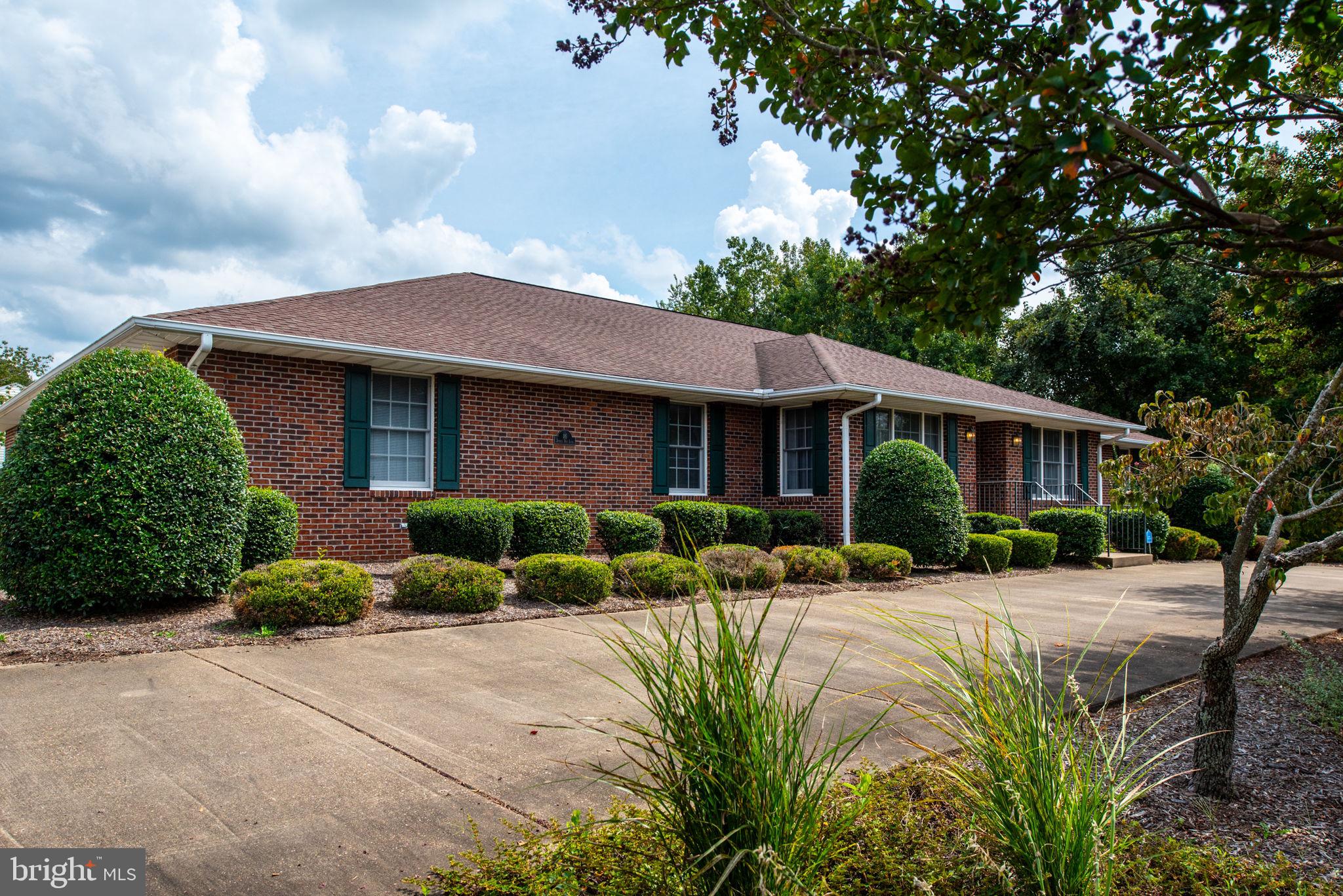 KENDALLWOOD ESTATES - Residential