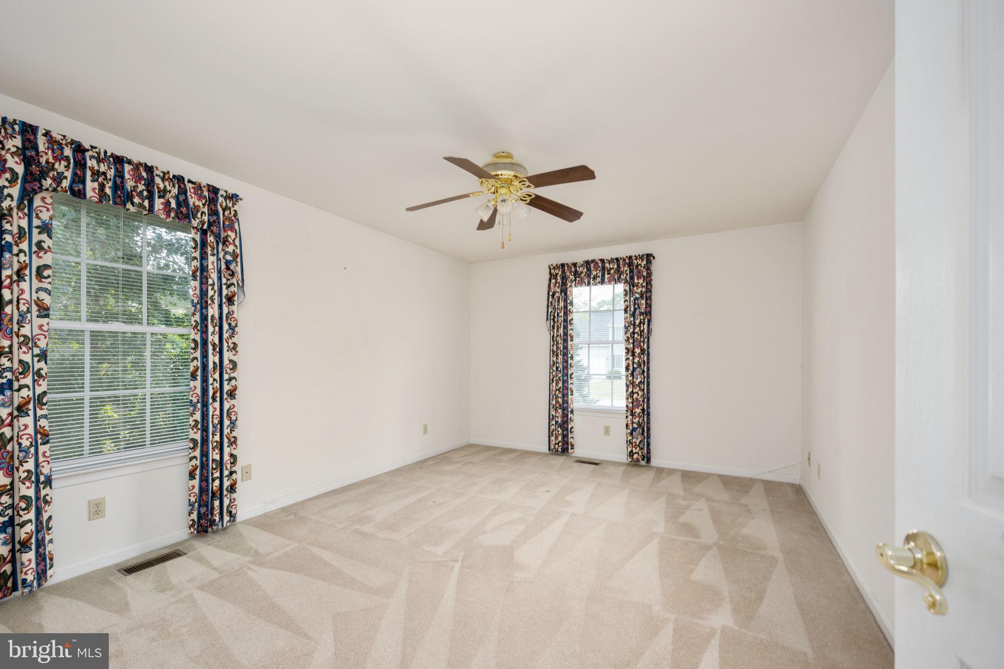 KENDALLWOOD ESTATES - Residential