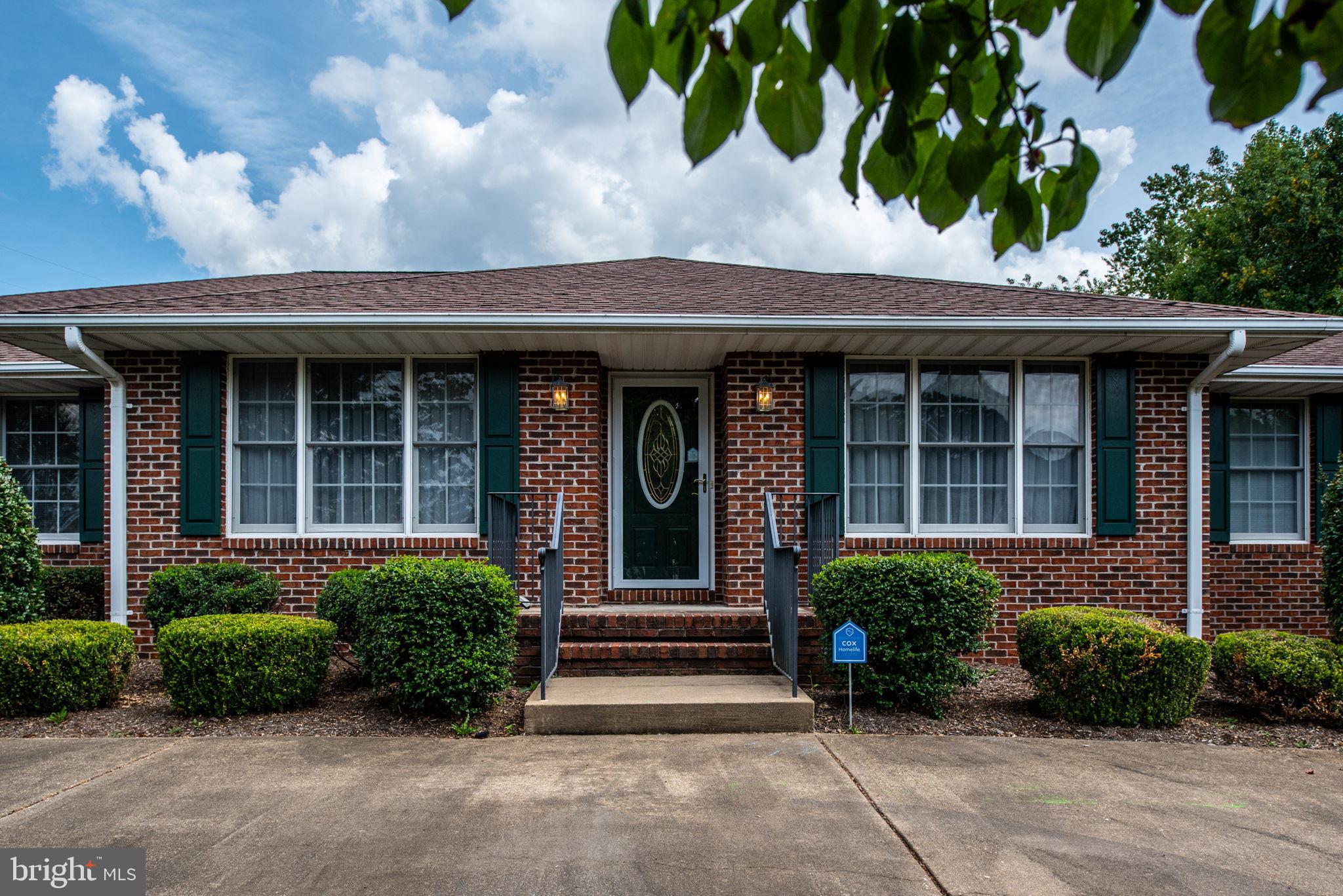 KENDALLWOOD ESTATES - Residential
