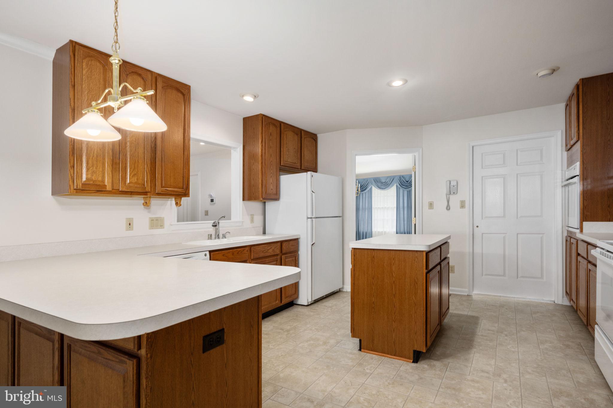 KENDALLWOOD ESTATES - Residential