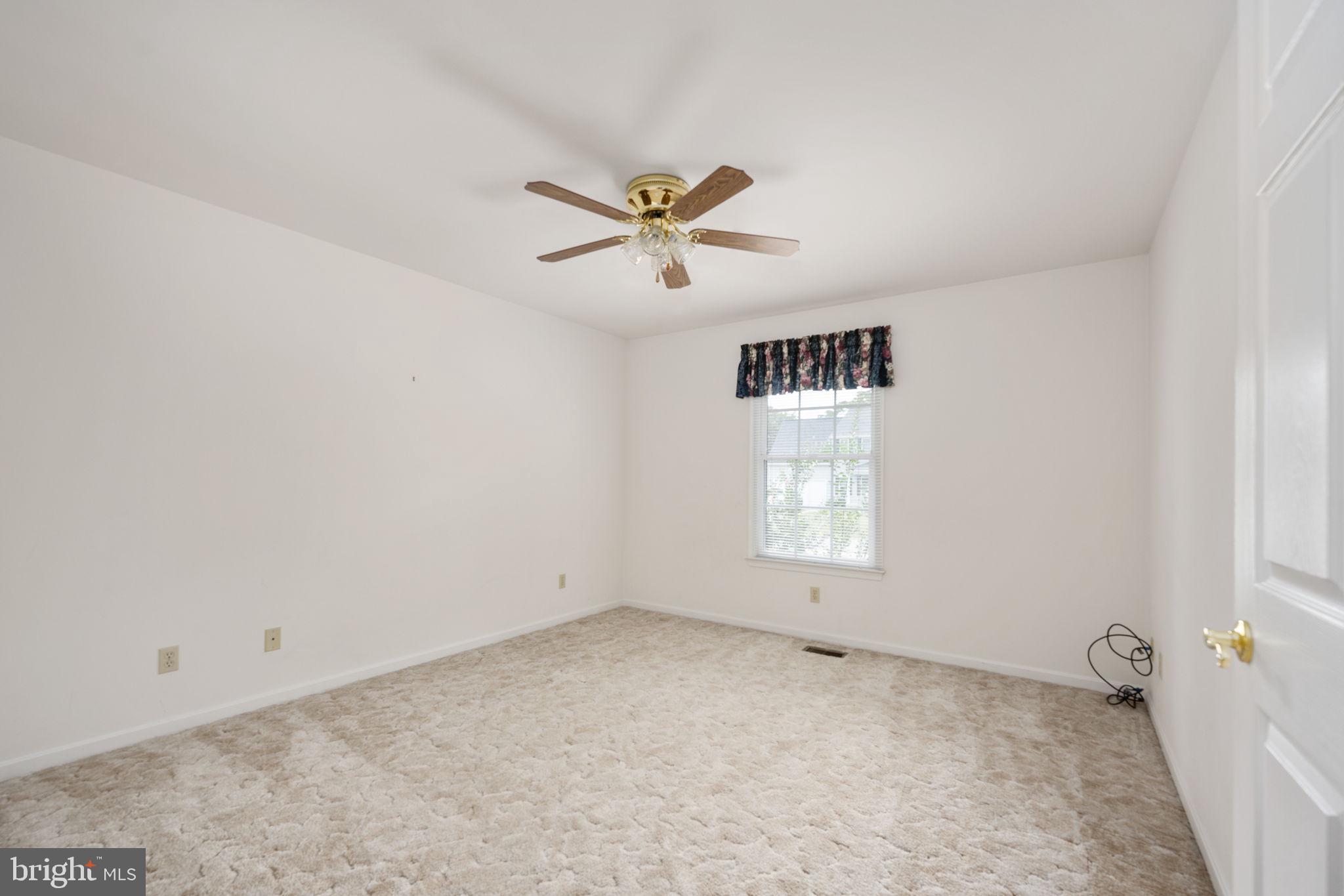 KENDALLWOOD ESTATES - Residential