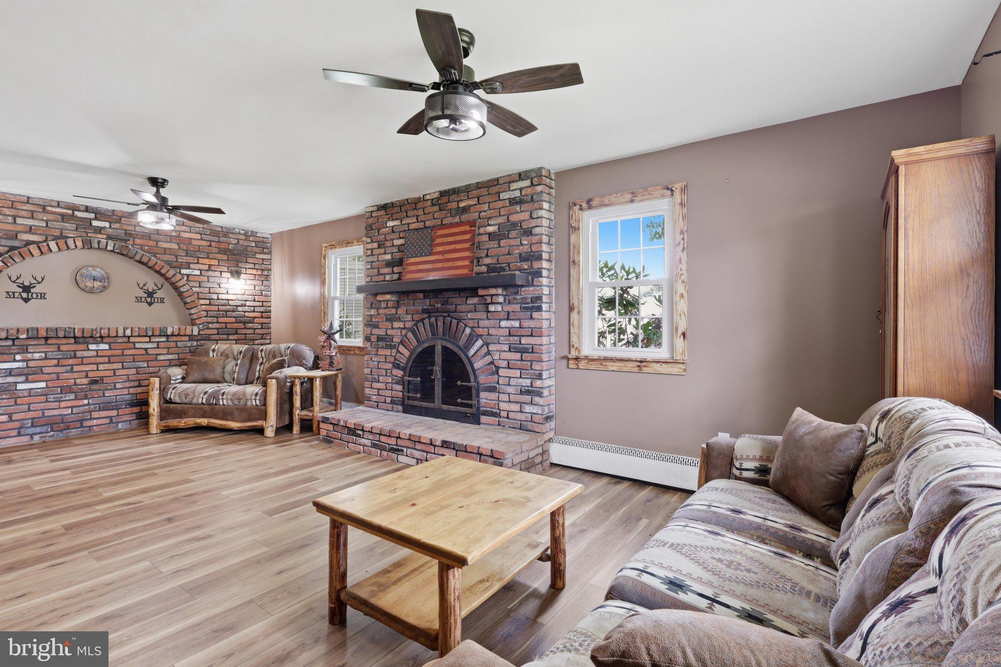 WYNNEWOOD - Residential