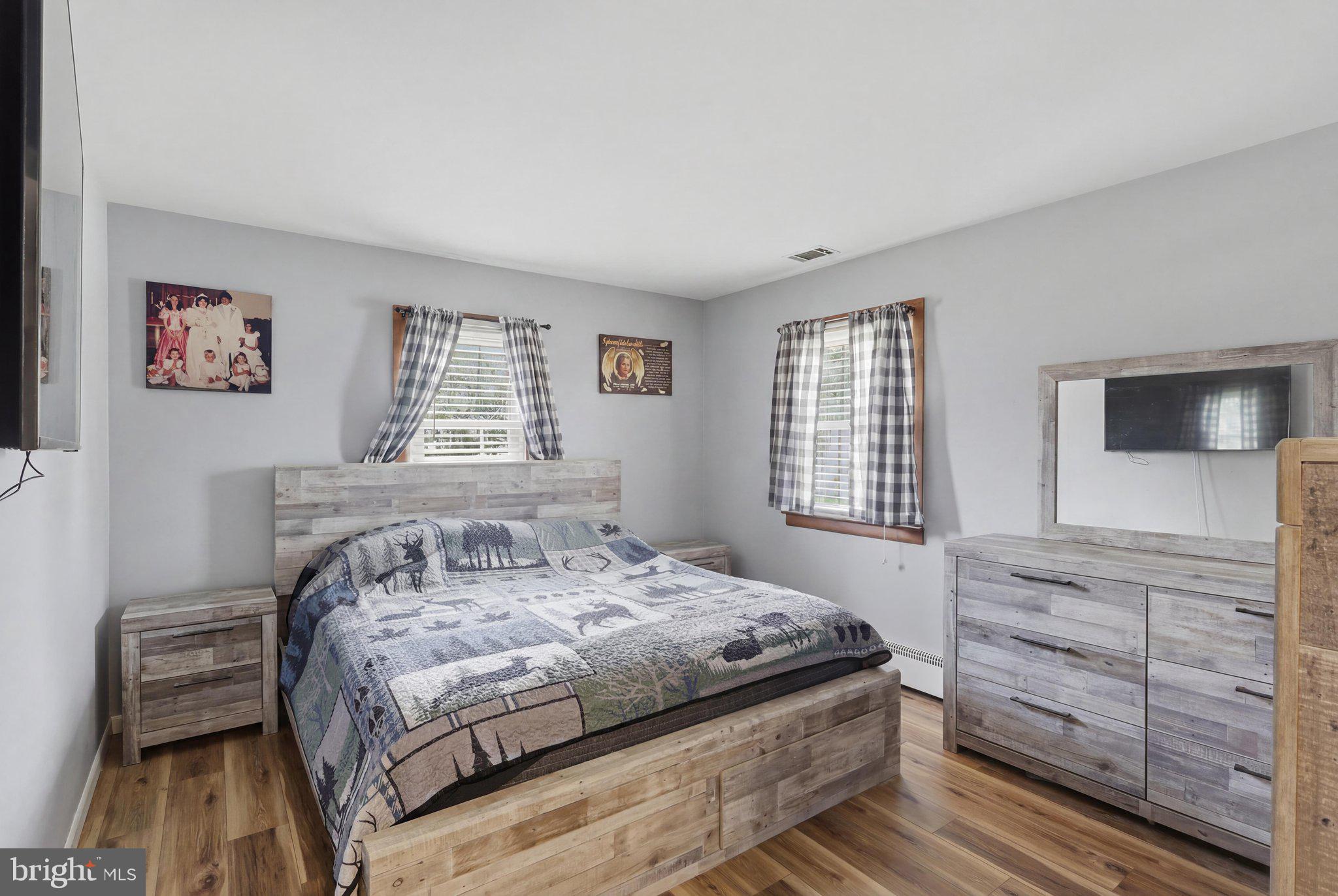 WYNNEWOOD - Residential