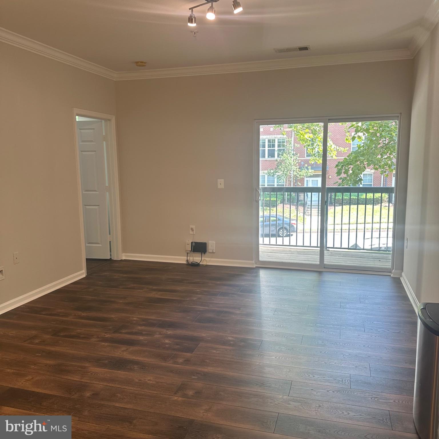 FAIRFAX RIDGE - Residential