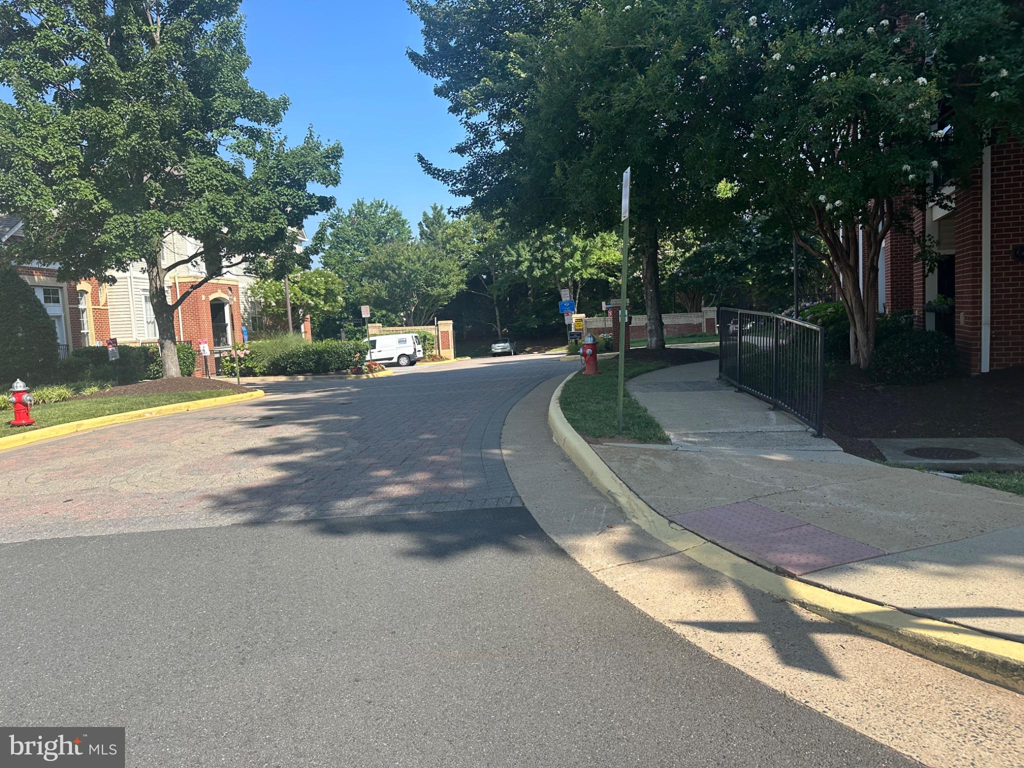 FAIRFAX RIDGE - Residential