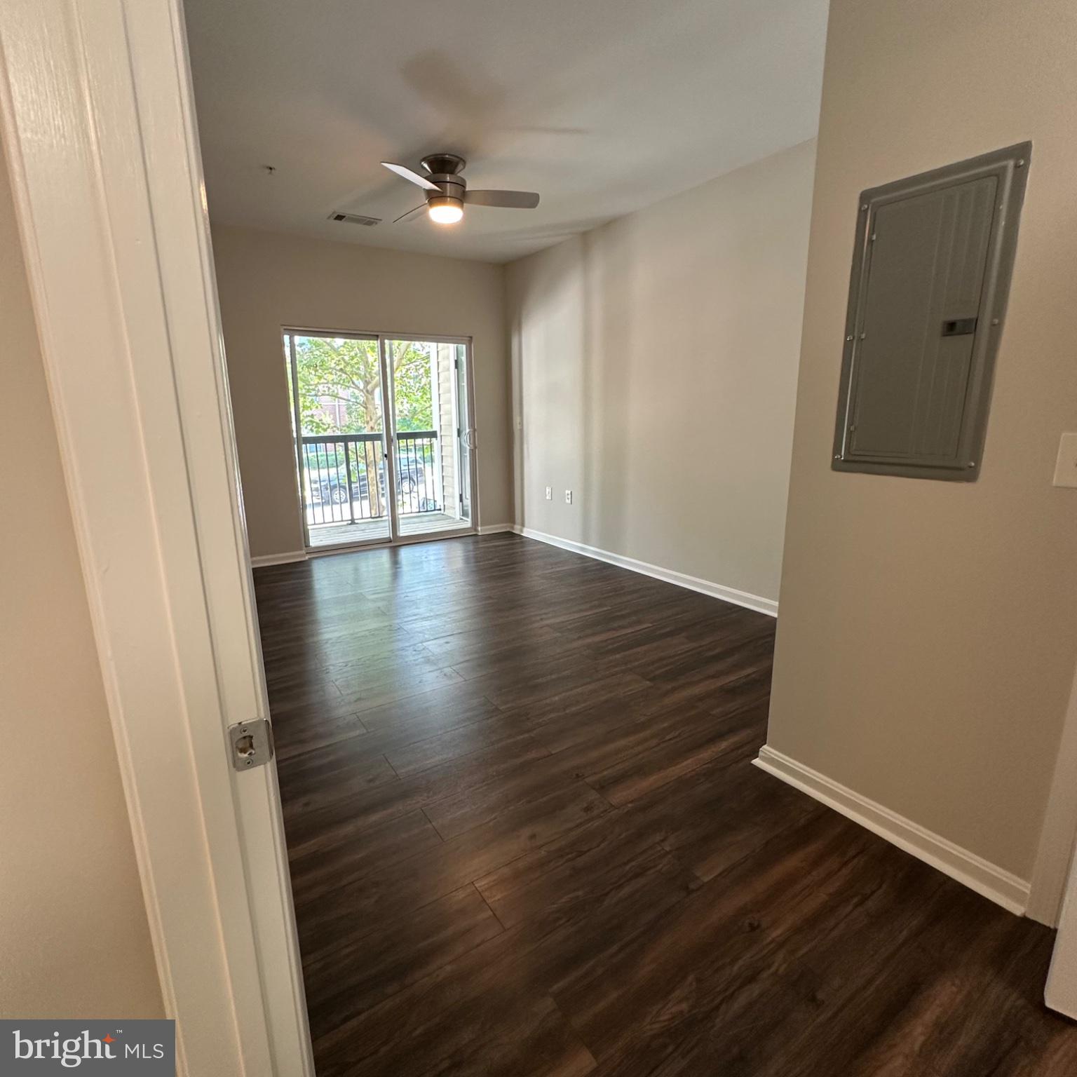 FAIRFAX RIDGE - Residential