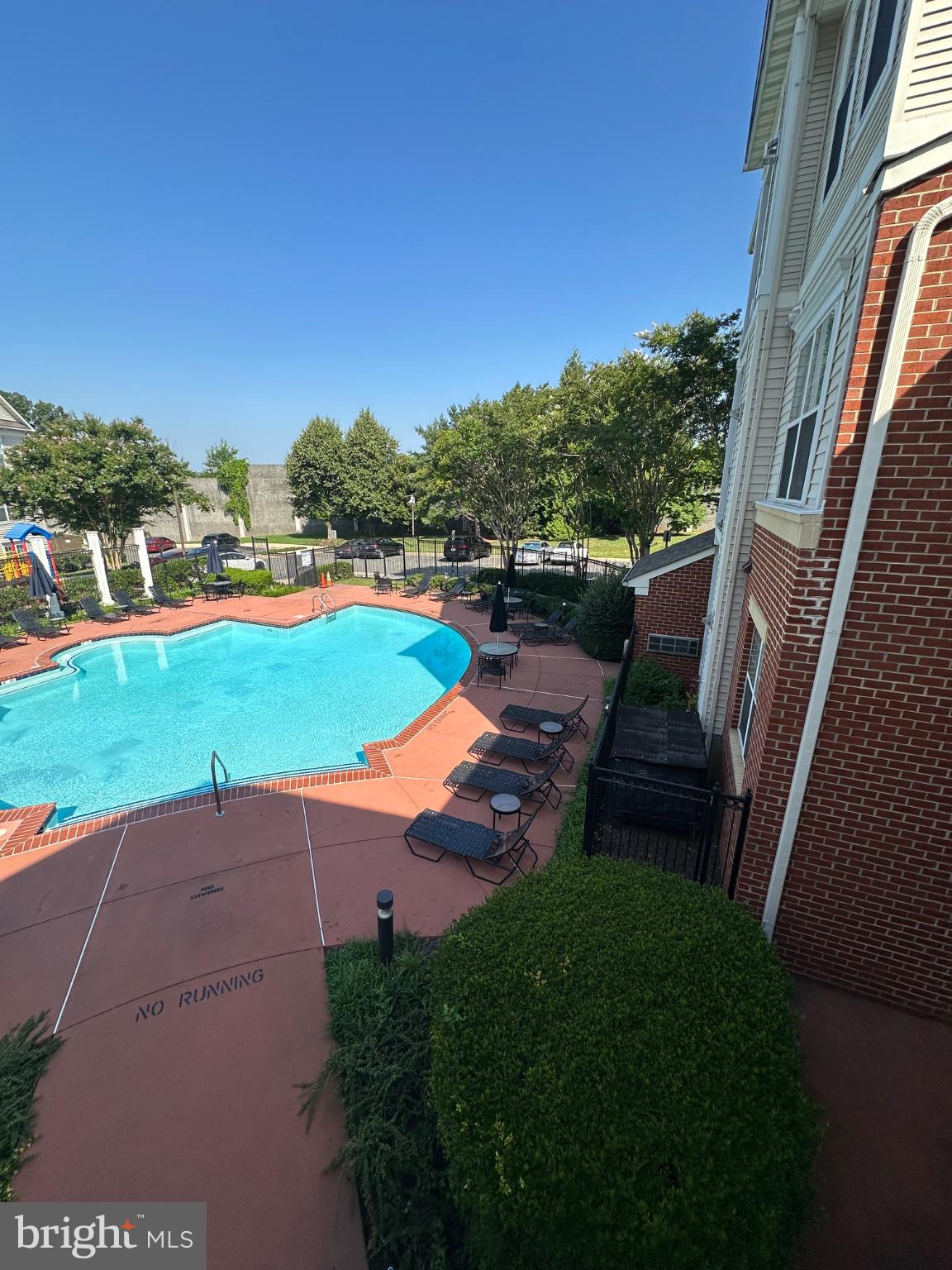 FAIRFAX RIDGE - Residential