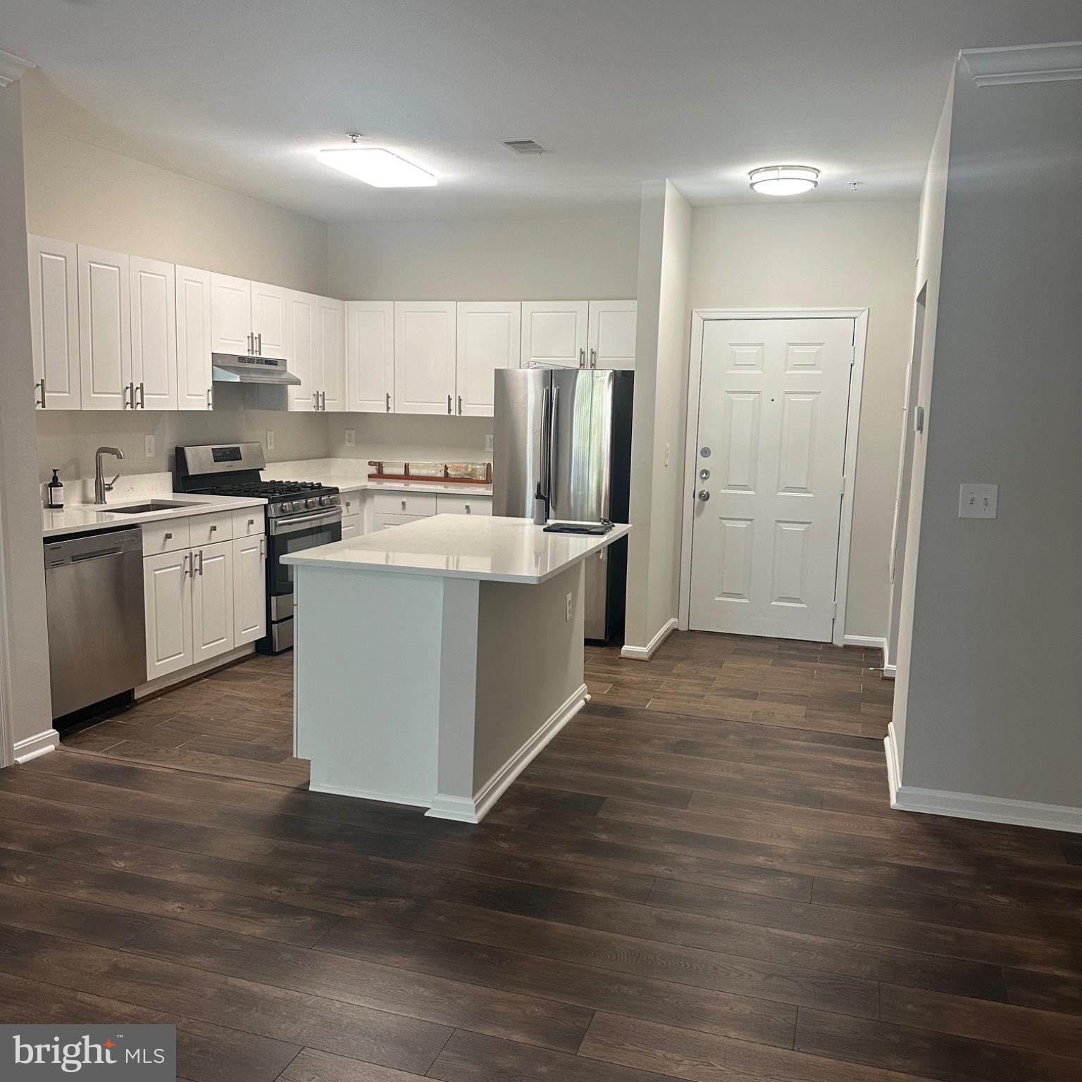 FAIRFAX RIDGE - Residential