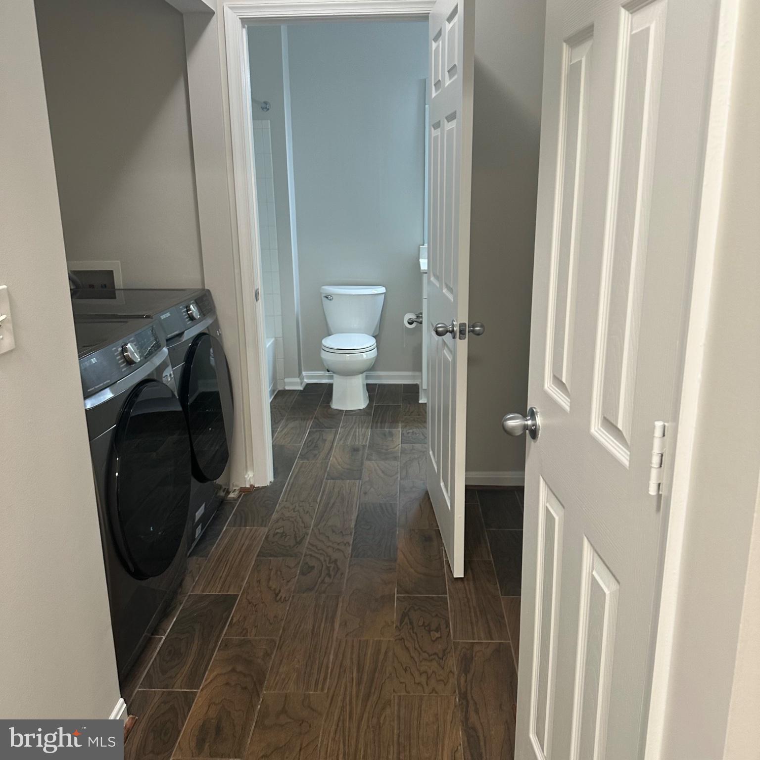 FAIRFAX RIDGE - Residential