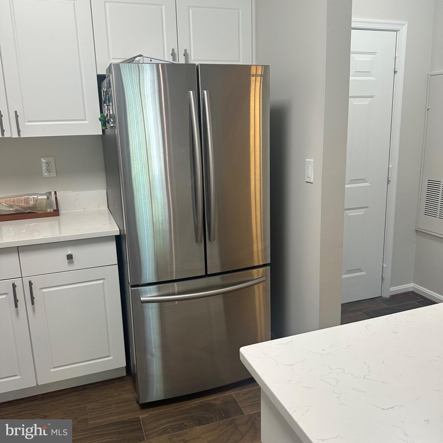 FAIRFAX RIDGE - Residential