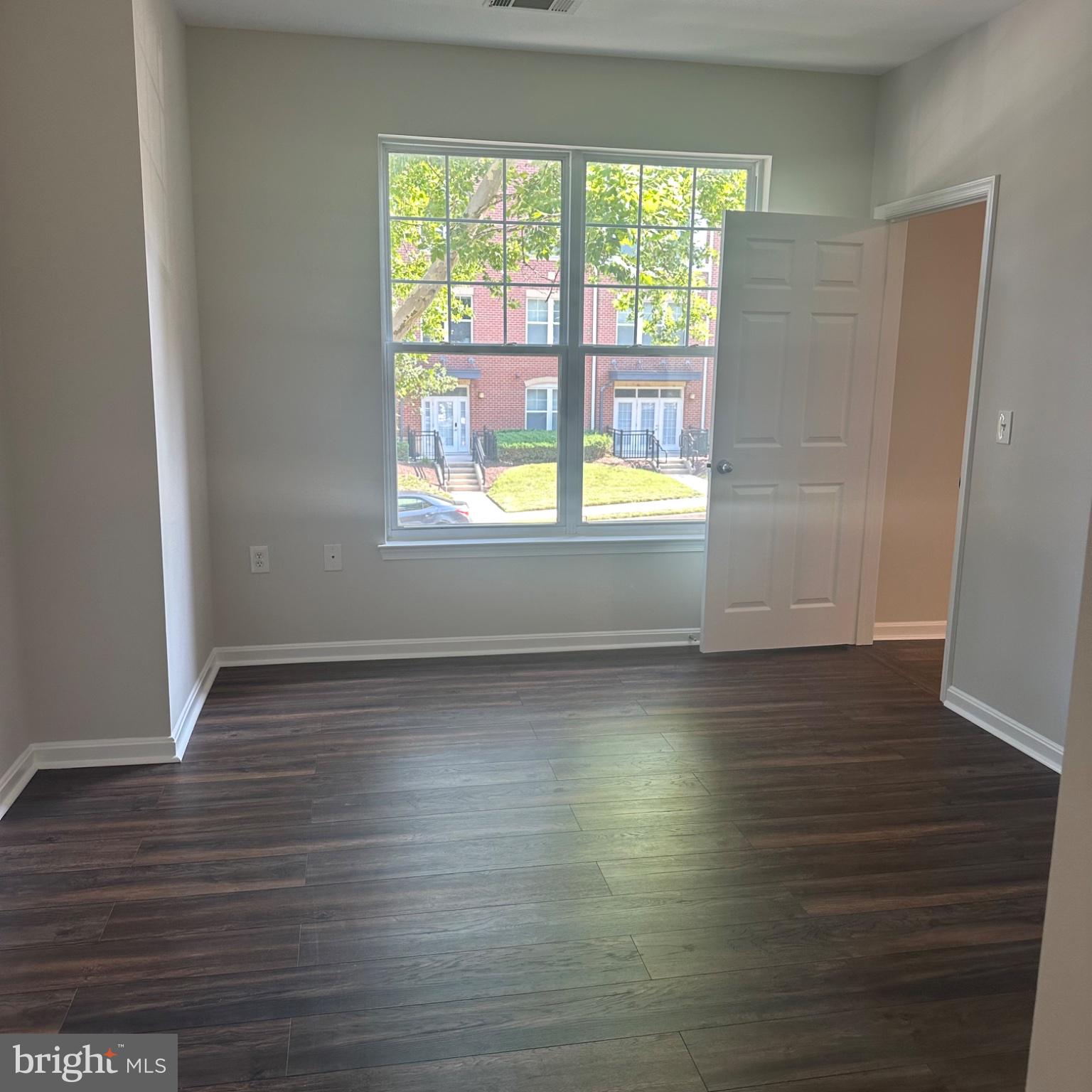 FAIRFAX RIDGE - Residential