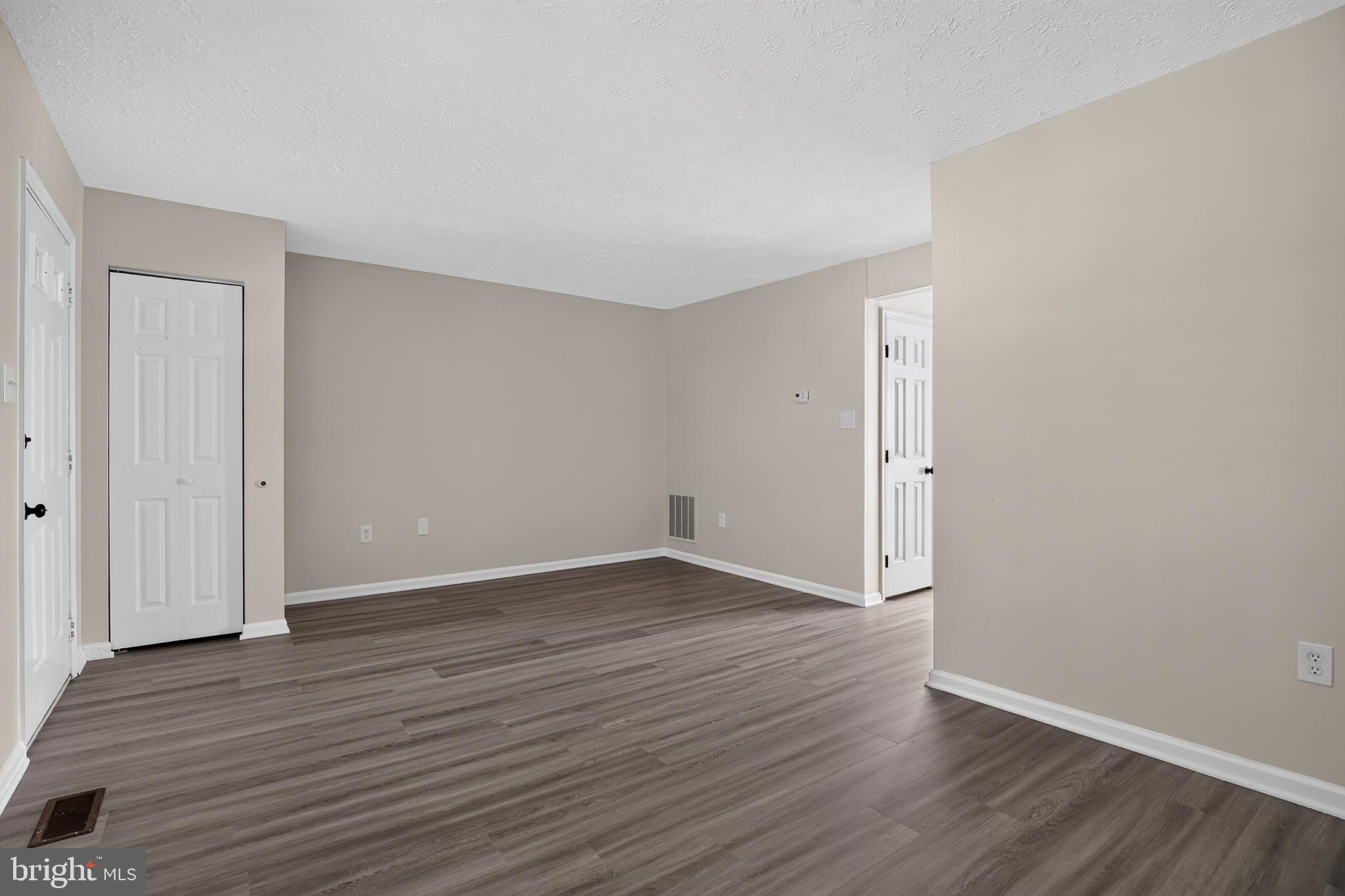 QUAILS RUN - Residential