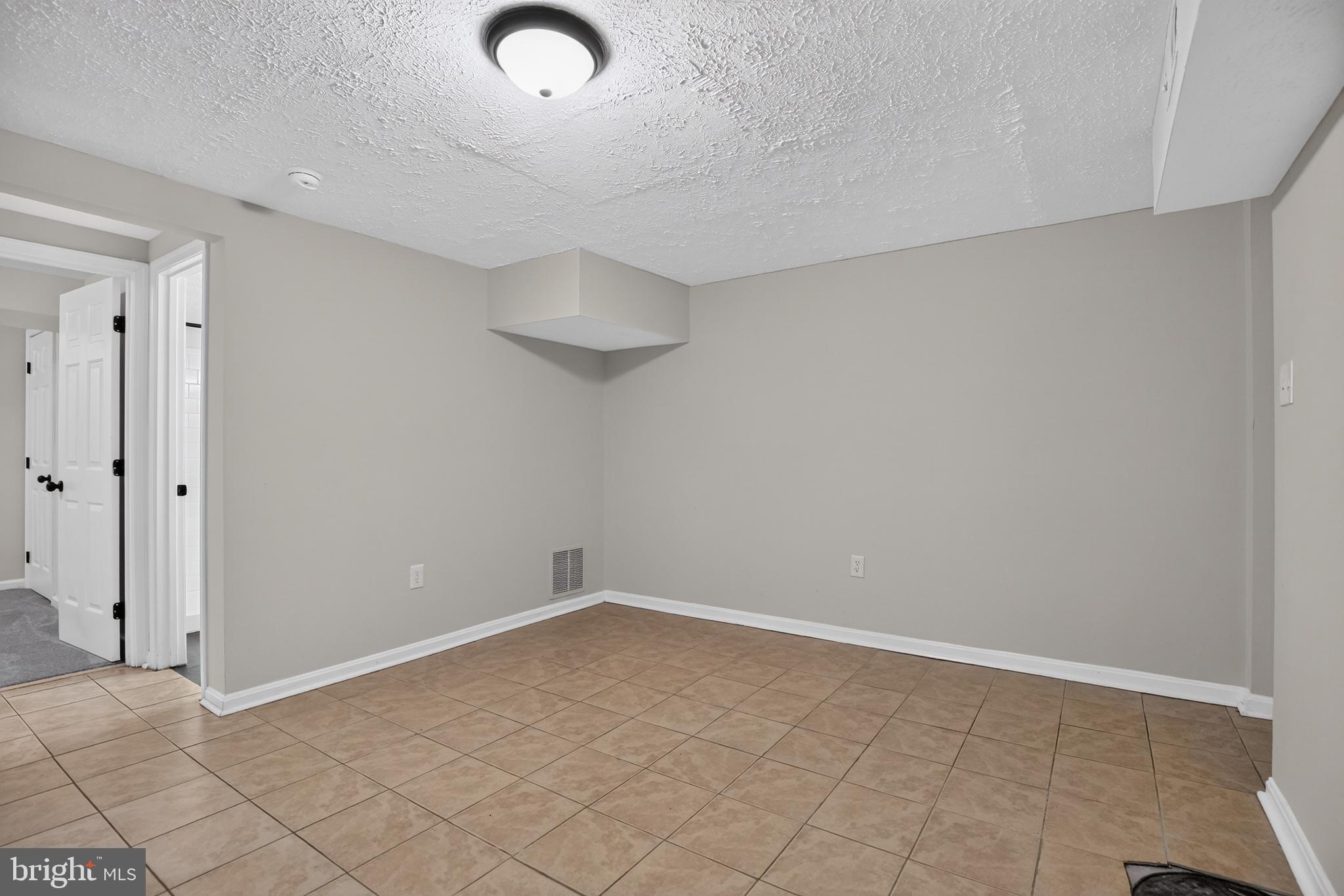 QUAILS RUN - Residential