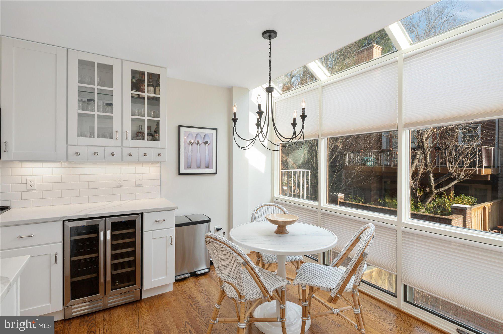 RIVER HILL - Residential