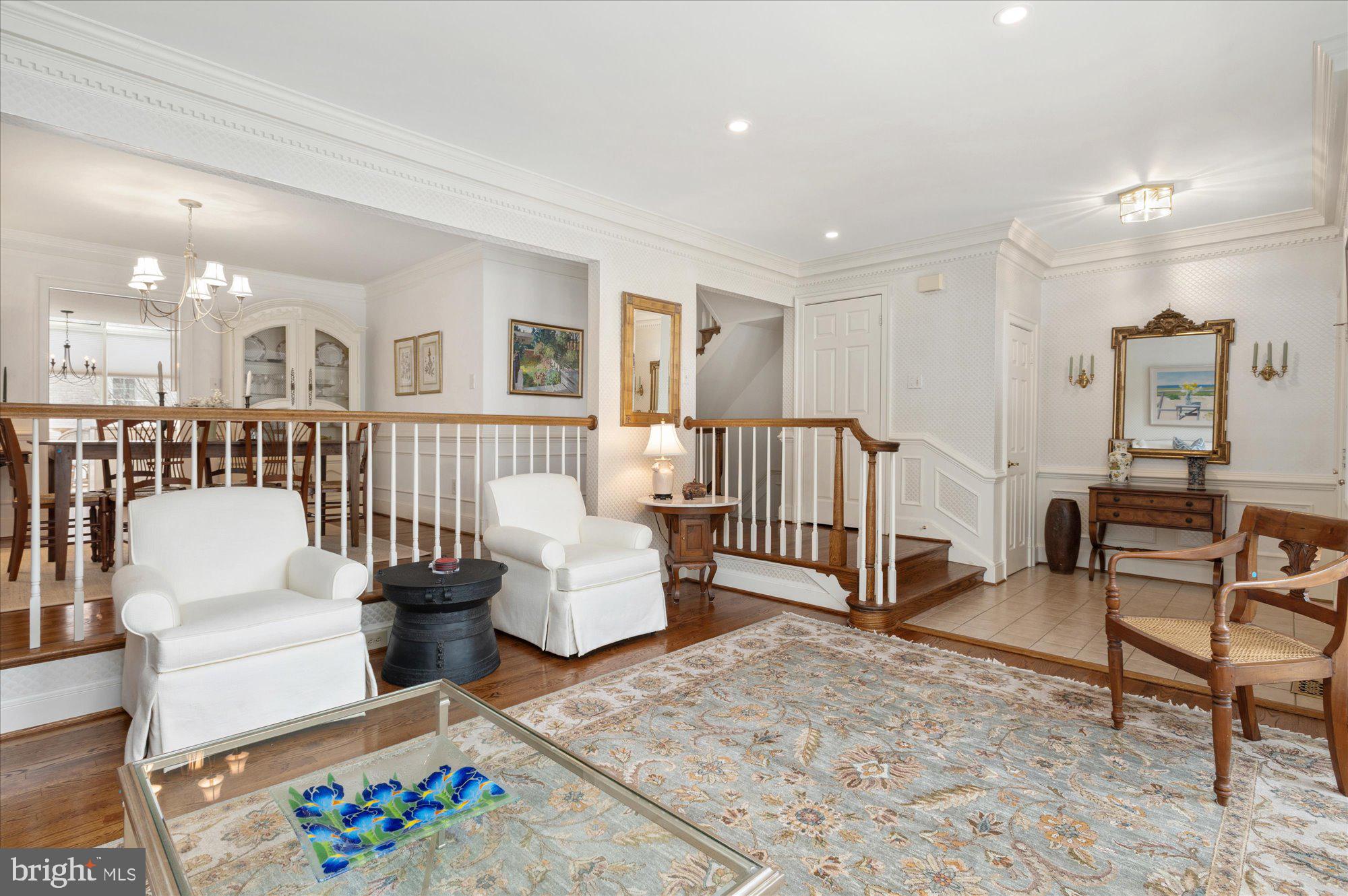 RIVER HILL - Residential