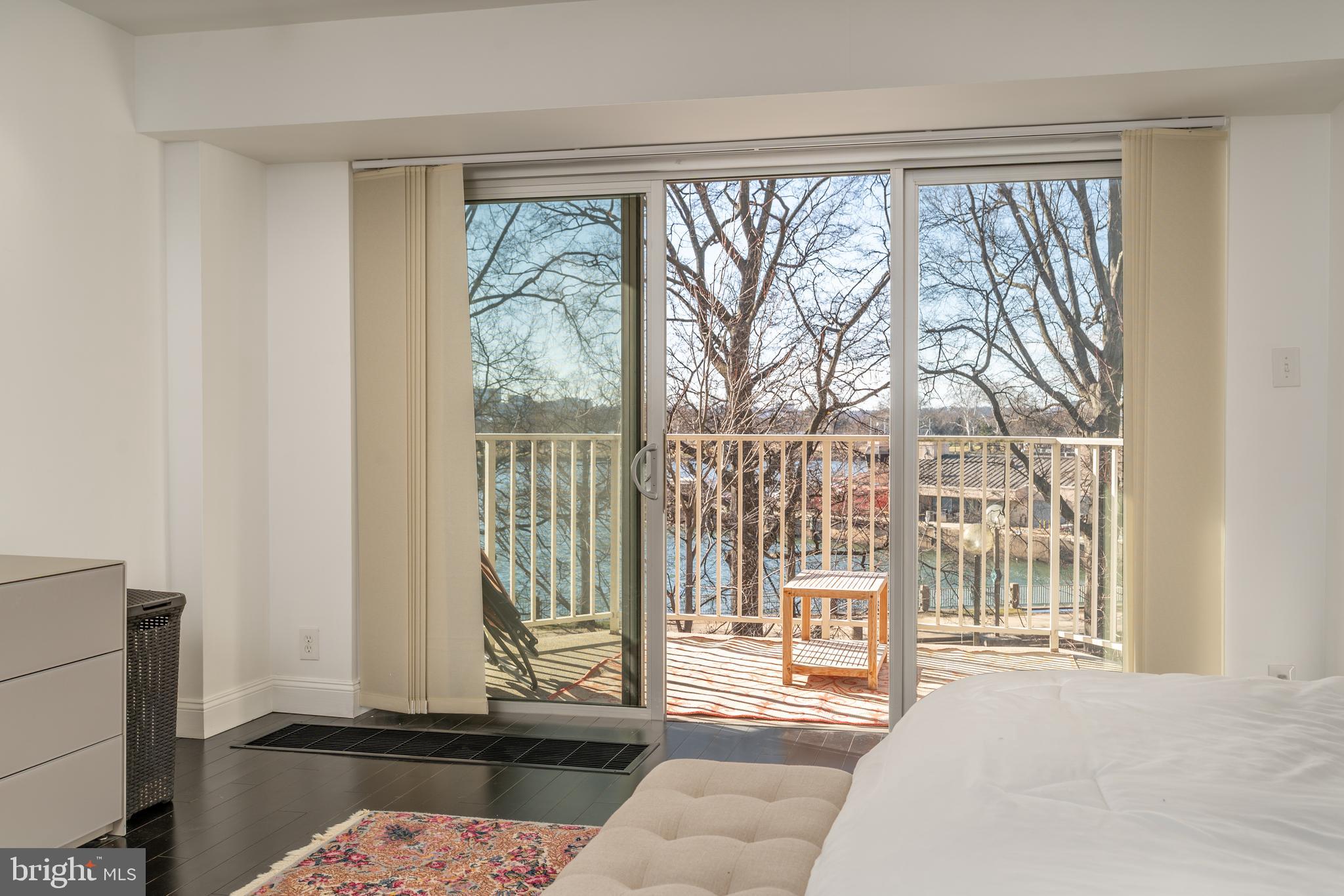 SW WATERFRONT - Residential