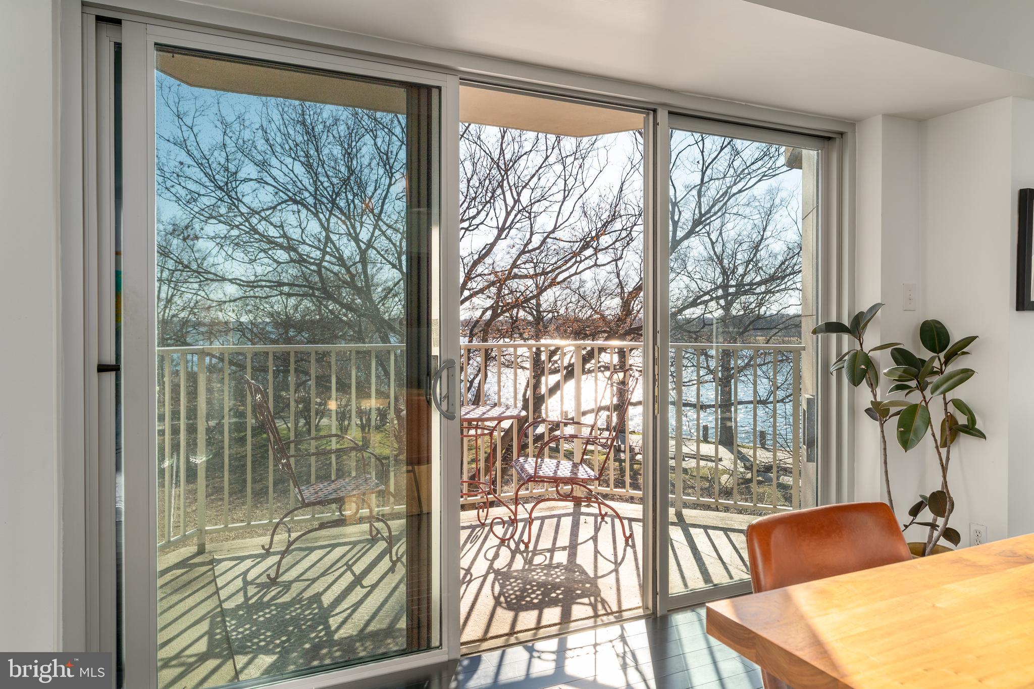 SW WATERFRONT - Residential