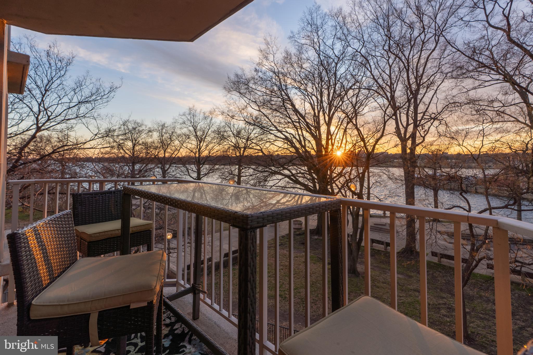 SW WATERFRONT - Residential