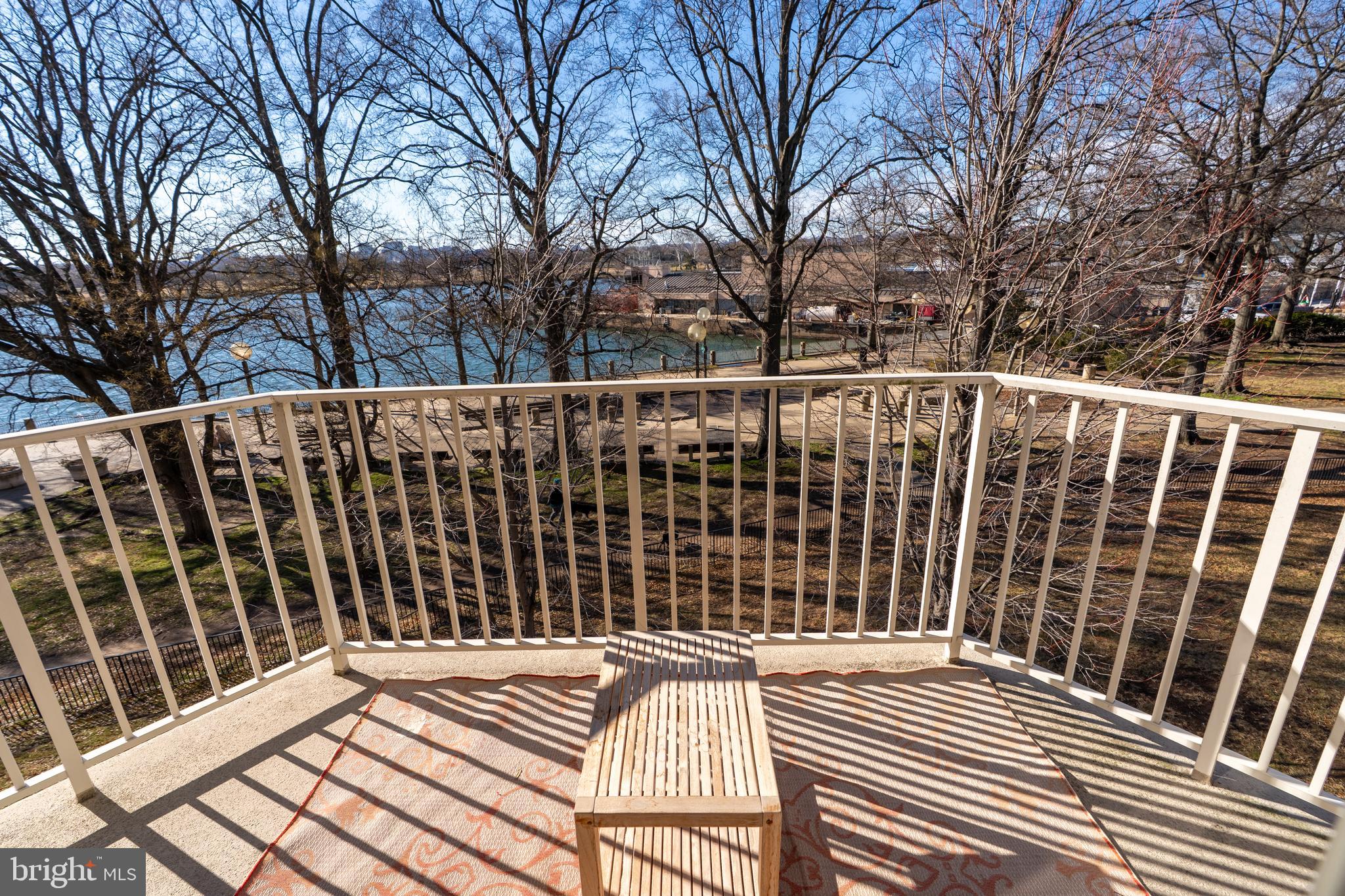 SW WATERFRONT - Residential