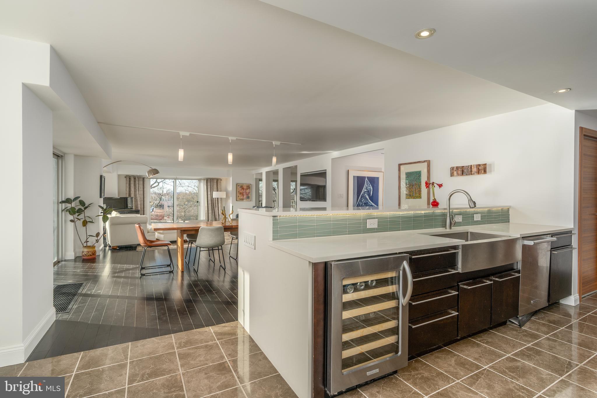 SW WATERFRONT - Residential