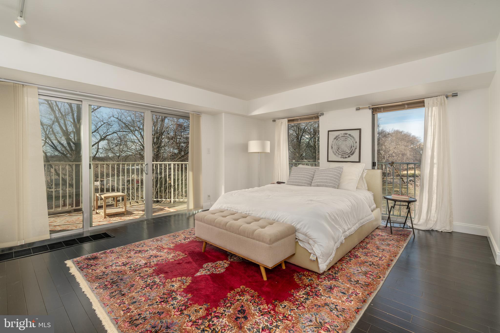 SW WATERFRONT - Residential