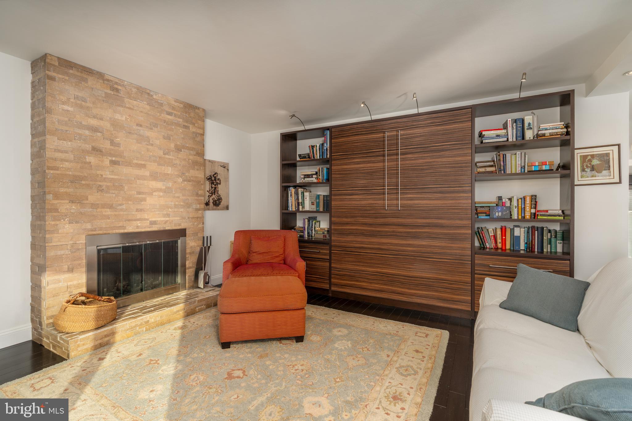 SW WATERFRONT - Residential
