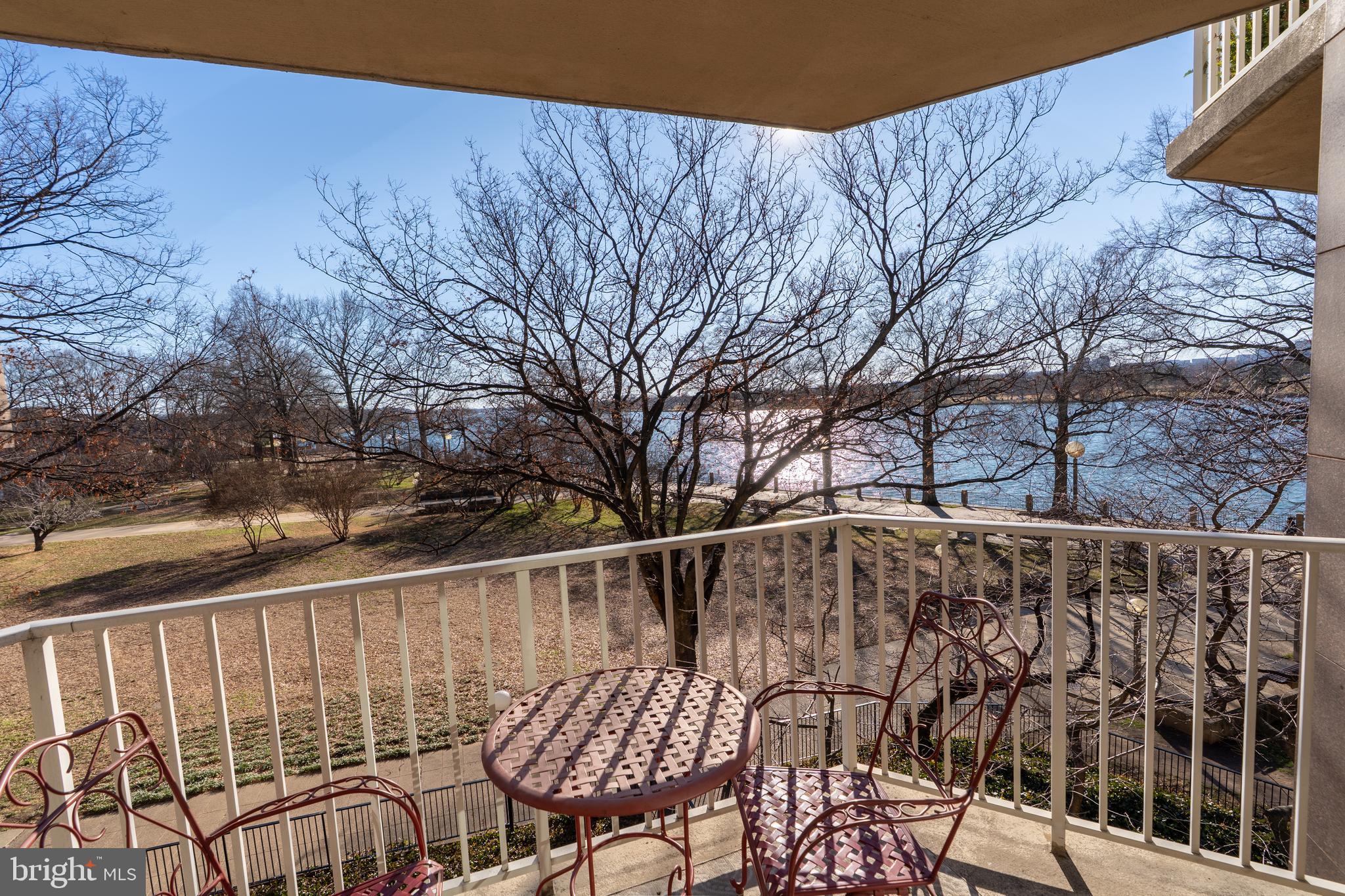 SW WATERFRONT - Residential