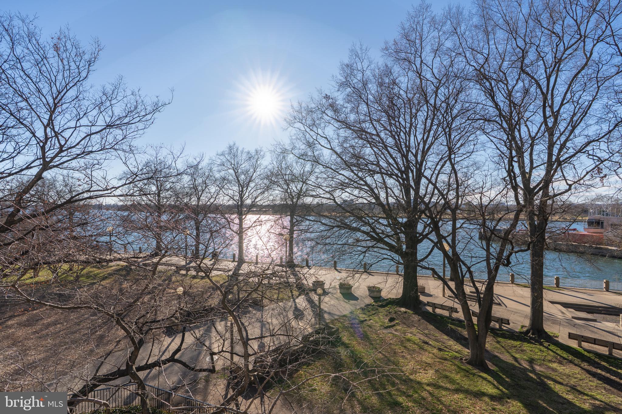 SW WATERFRONT - Residential