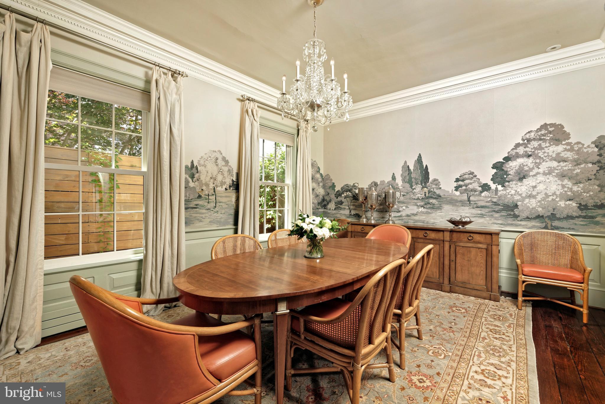 OLD TOWN ALEXANDRIA - Residential