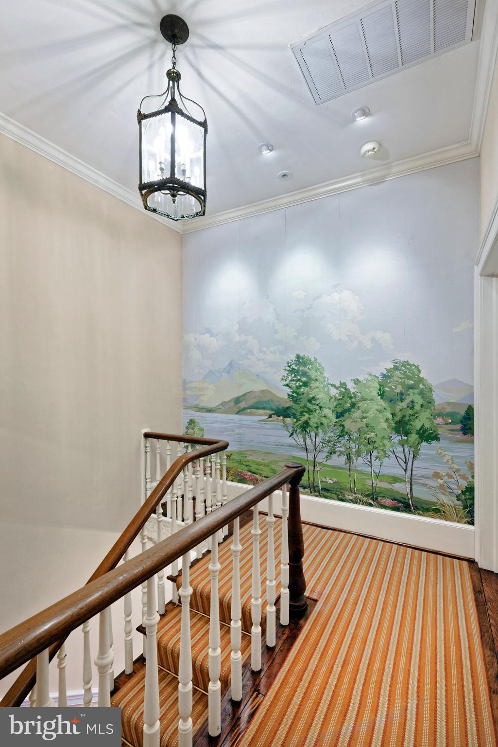 OLD TOWN ALEXANDRIA - Residential