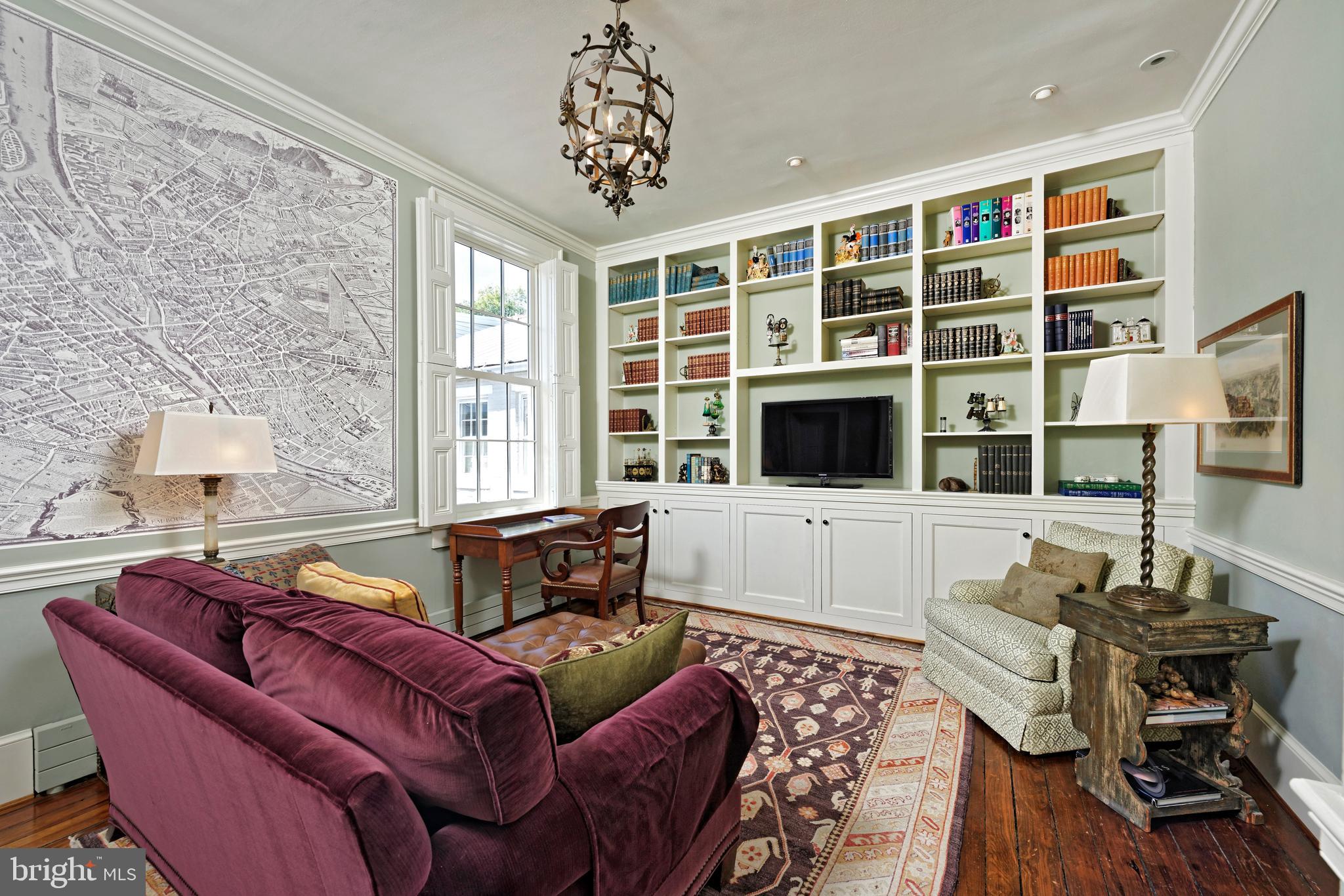 OLD TOWN ALEXANDRIA - Residential