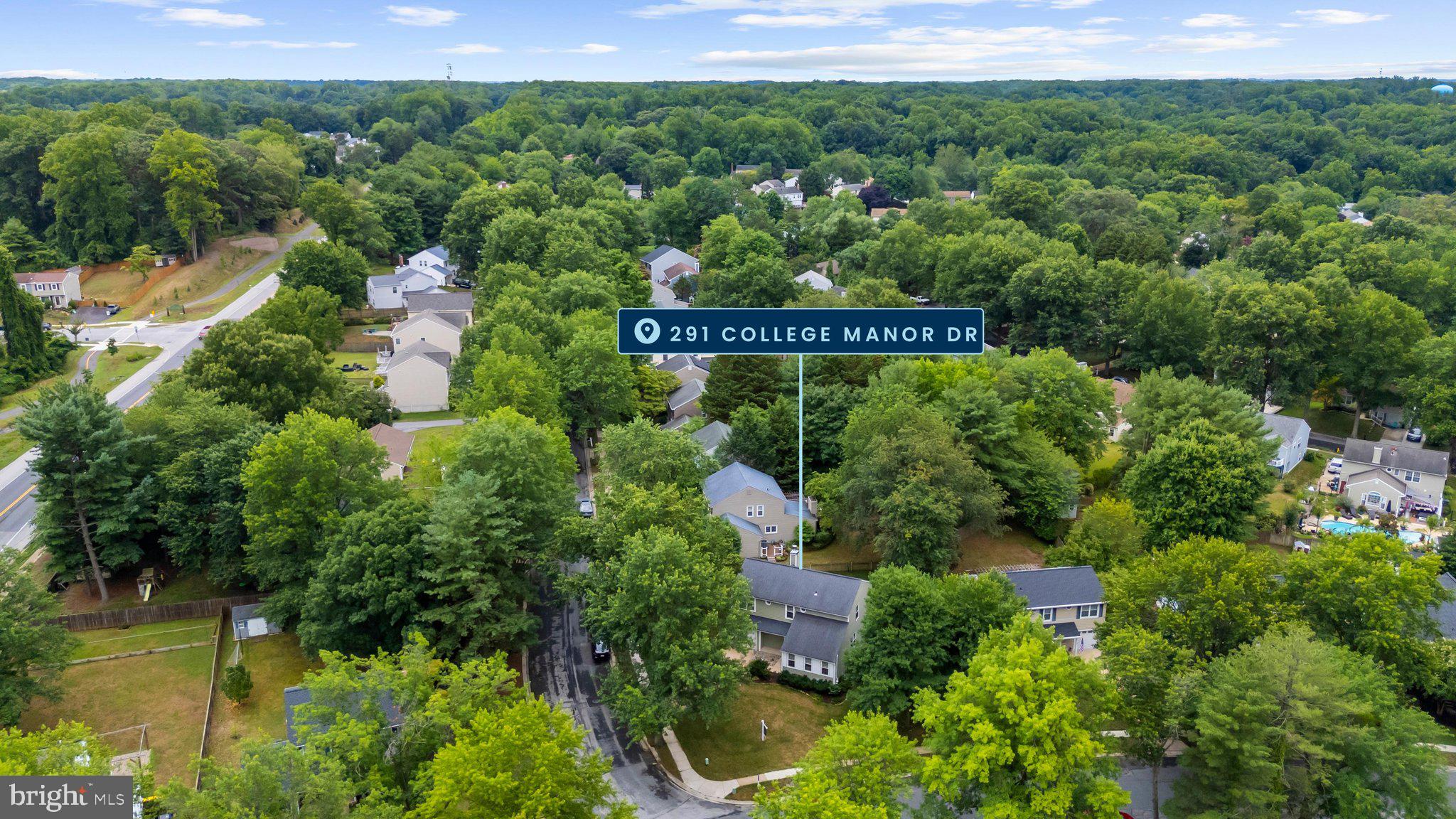 COLLEGE MANOR - Residential