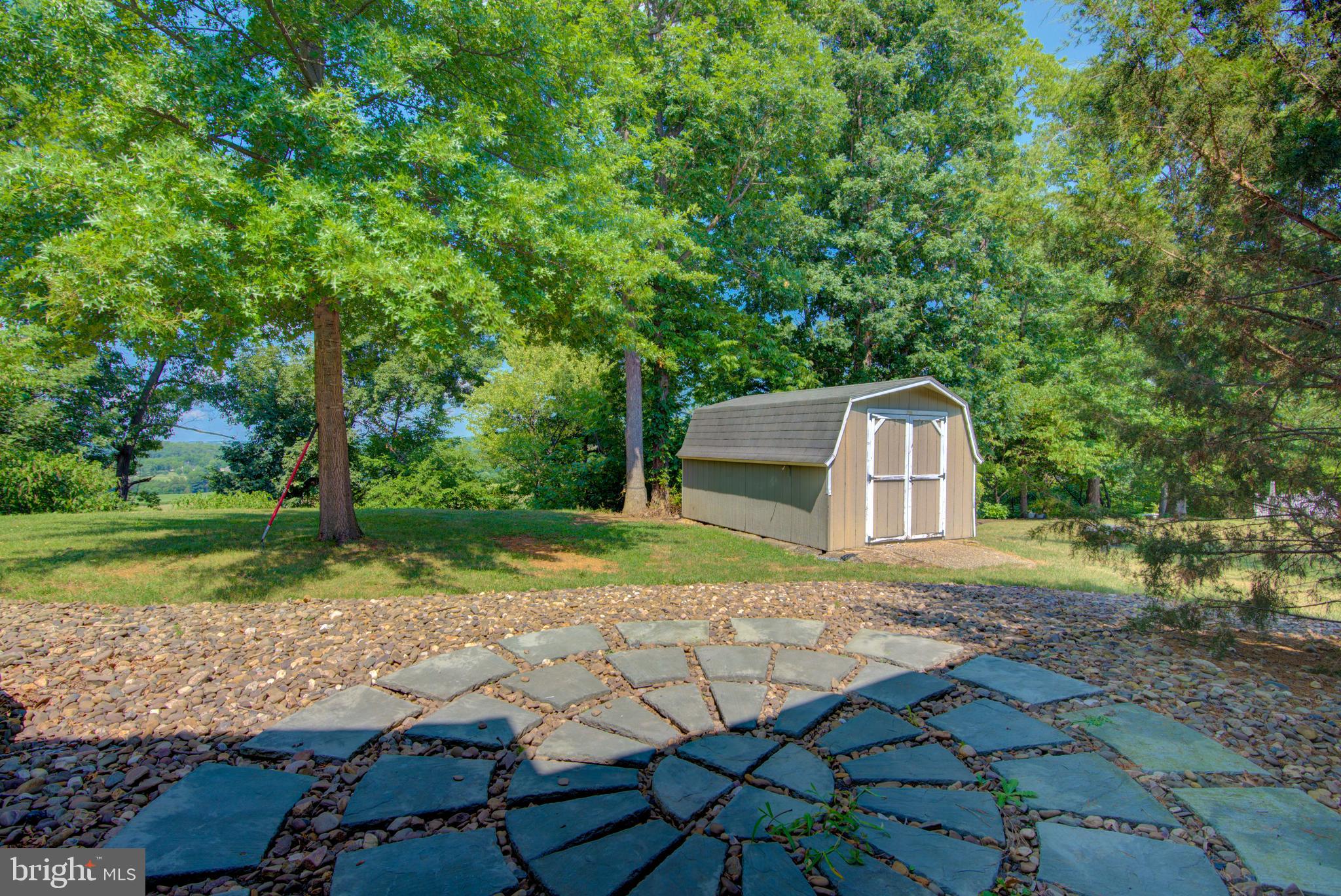 MADISON HEIGHTS - Residential