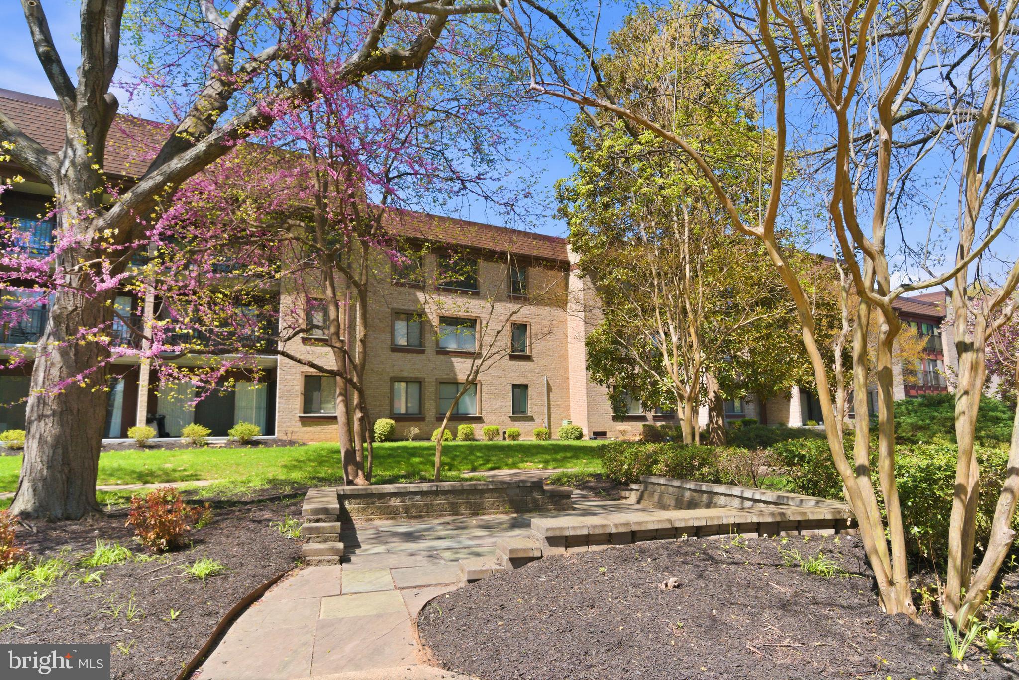 TREEBROOKE CONDOMINIUM - Residential