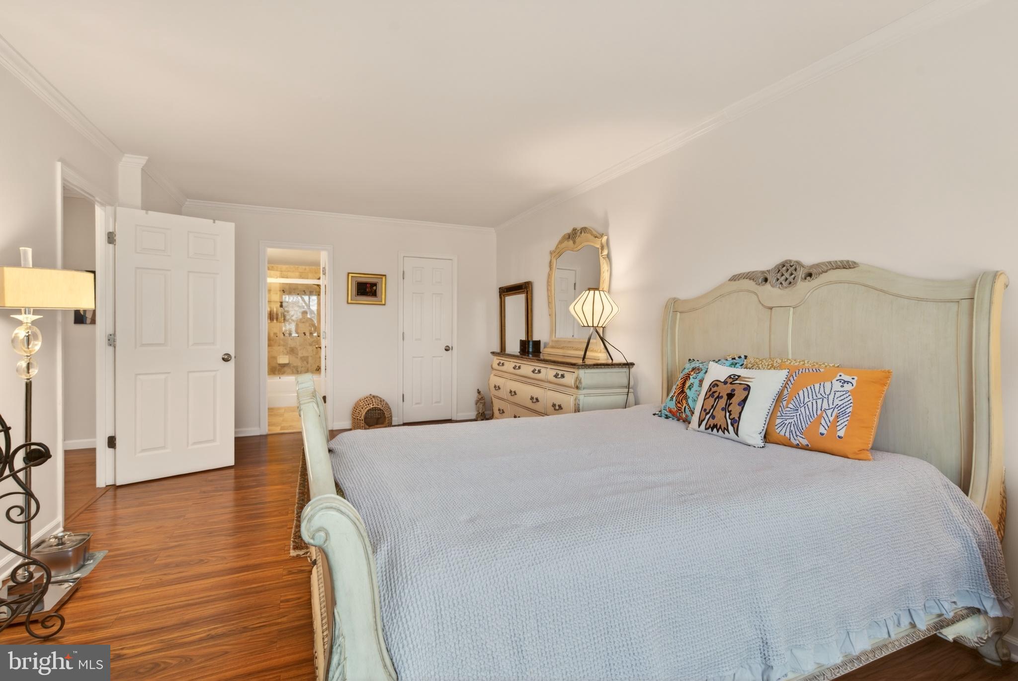 TREEBROOKE CONDOMINIUM - Residential