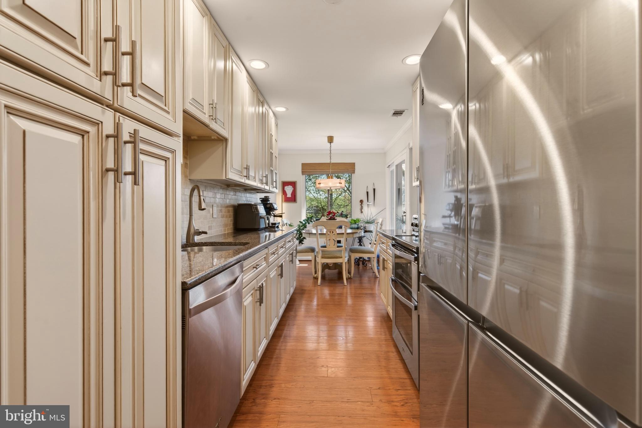 TREEBROOKE CONDOMINIUM - Residential