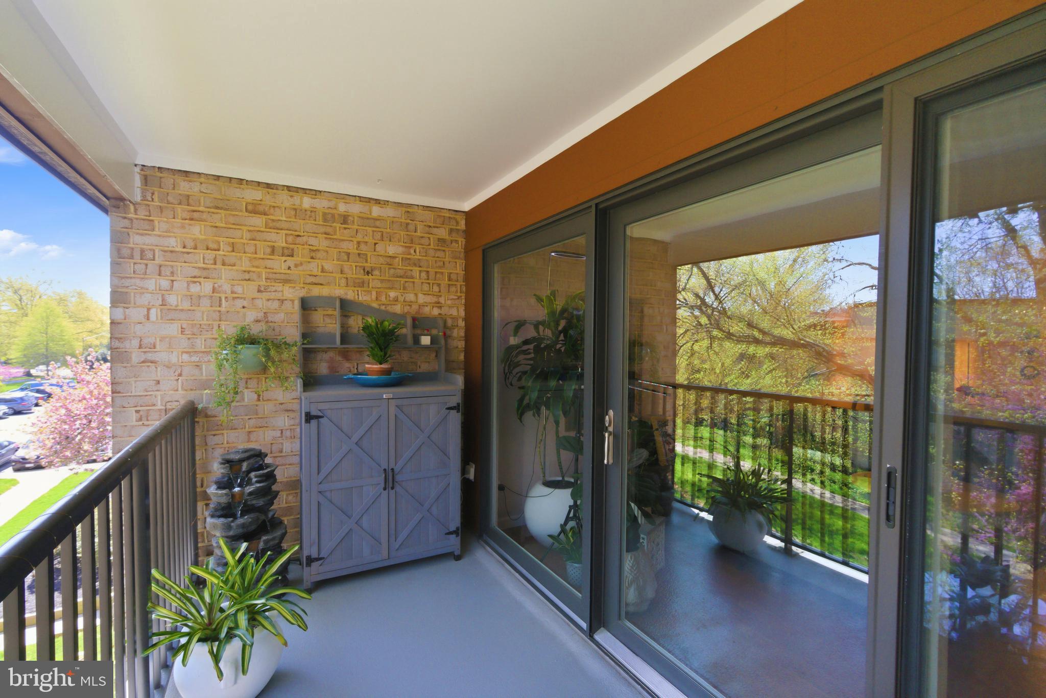 TREEBROOKE CONDOMINIUM - Residential