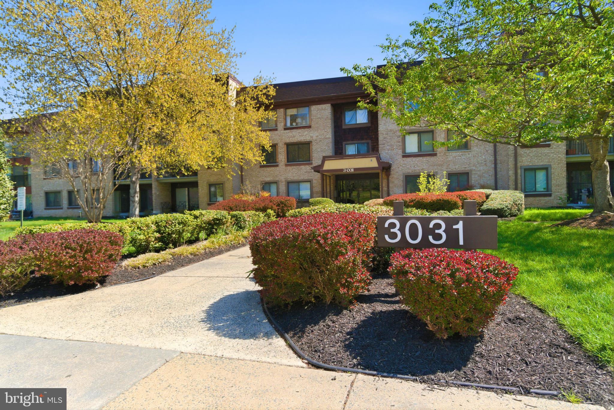 TREEBROOKE CONDOMINIUM - Residential
