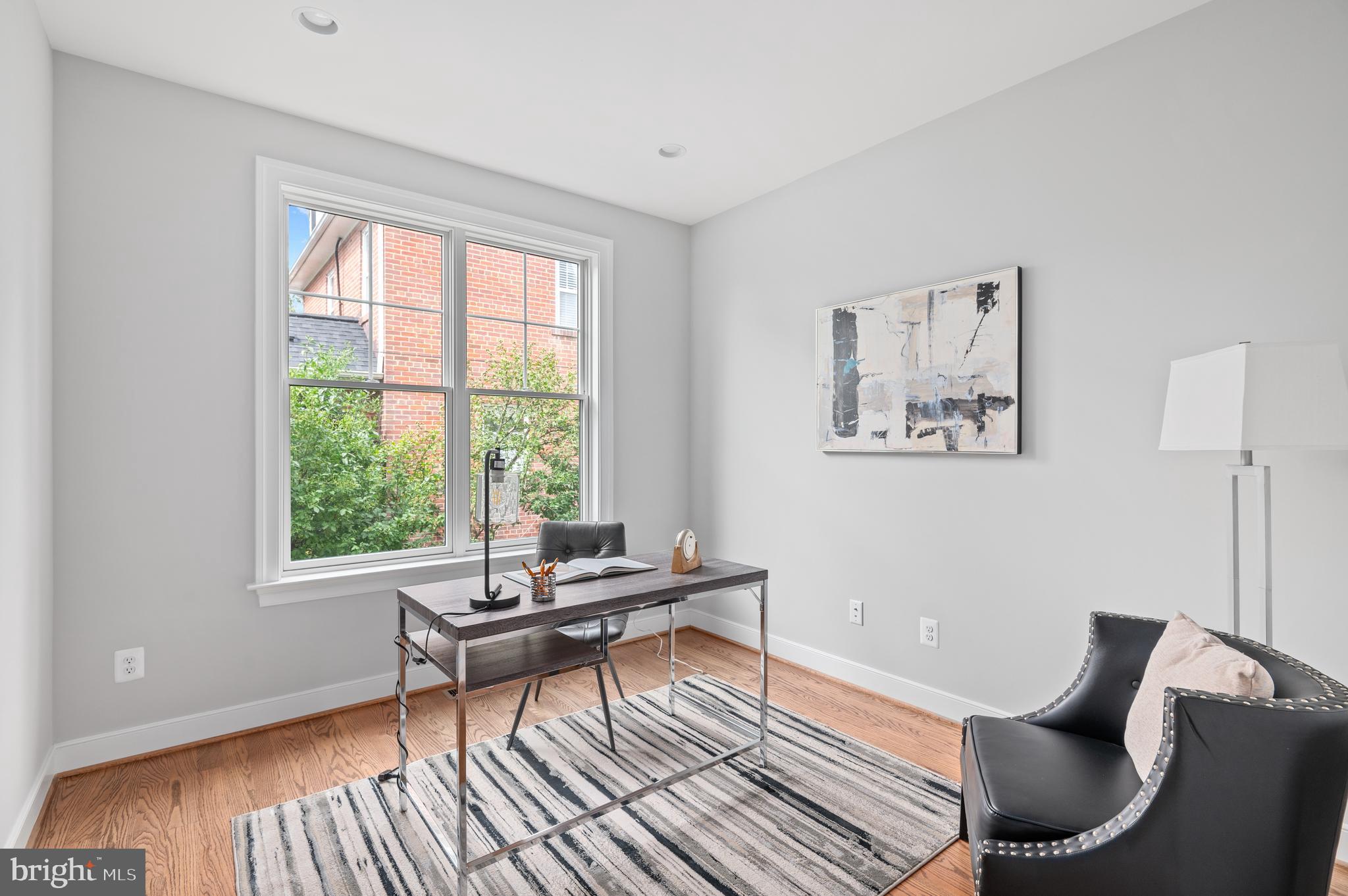 OVER LEE KNOLLS - Residential