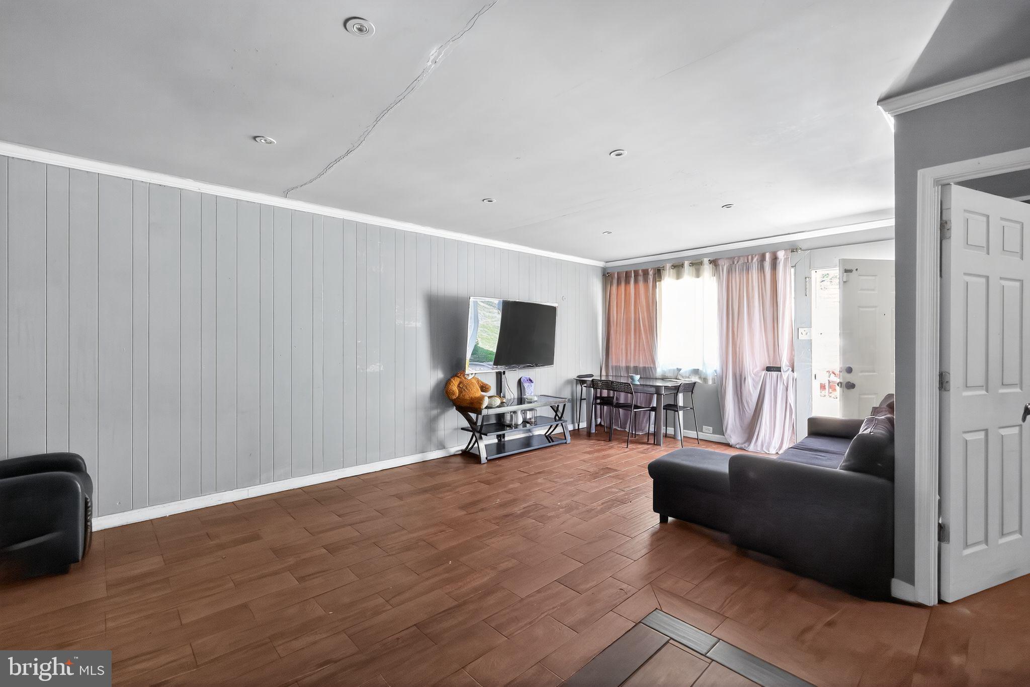 PALMER PARK - Residential